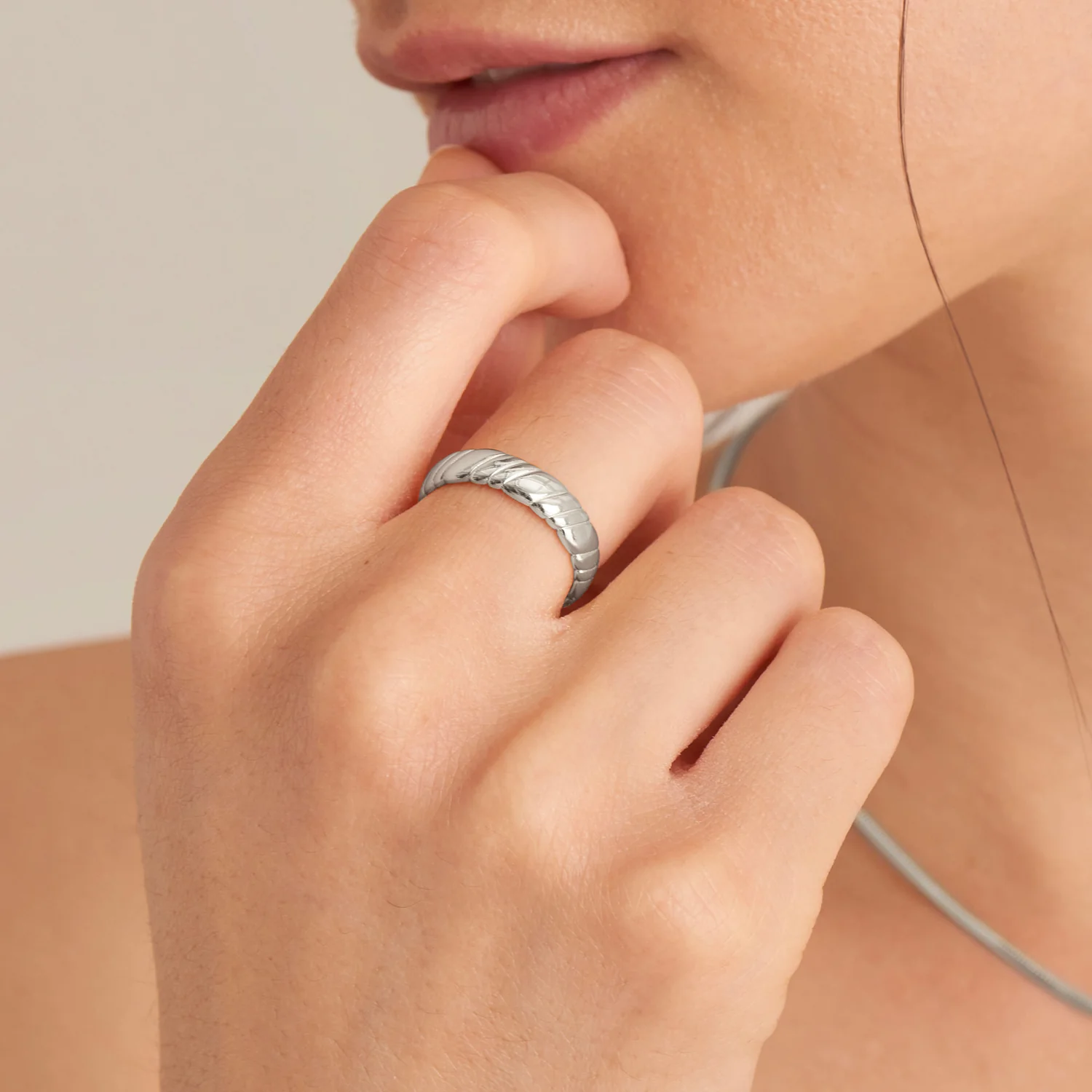 Ania Haie Smooth Operator 925 Sterling Silver Ring 2002-AH-R038-02H - Image 2