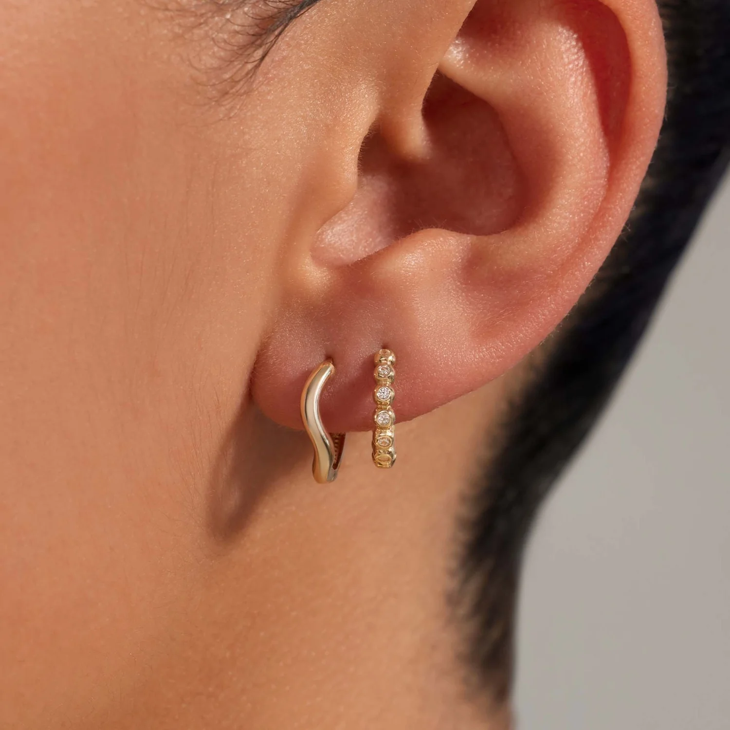 Beloro Jewels La Rinascente Mathilde 9 karat gold hoop earrings (9,6 mm) BO360109 - Image 3