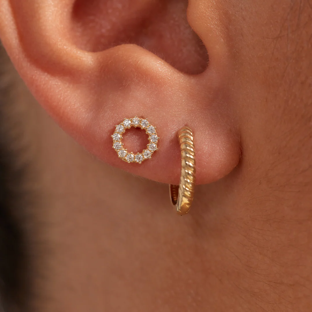Beloro Jewels Monte Napoleone Ivet 9 karat gold ear studs with zirconia stones  BO360122 - Image 2