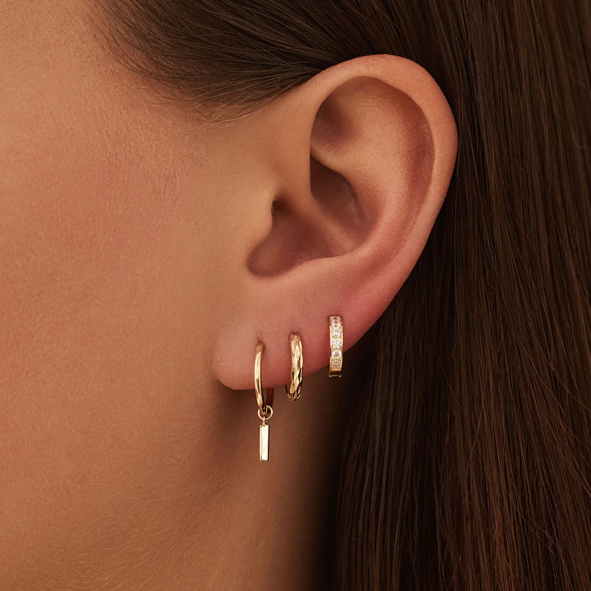 Beloro Jewels Monte Napoleone Stella 9 Karat Gold Hoop Earrings BO360067 - Image 2