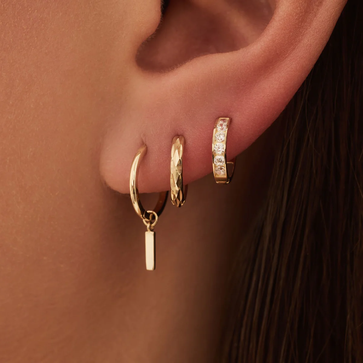 Beloro Jewels Monte Napoleone Stella 9 Karat Gold Hoop Earrings BO360067 - Image 4