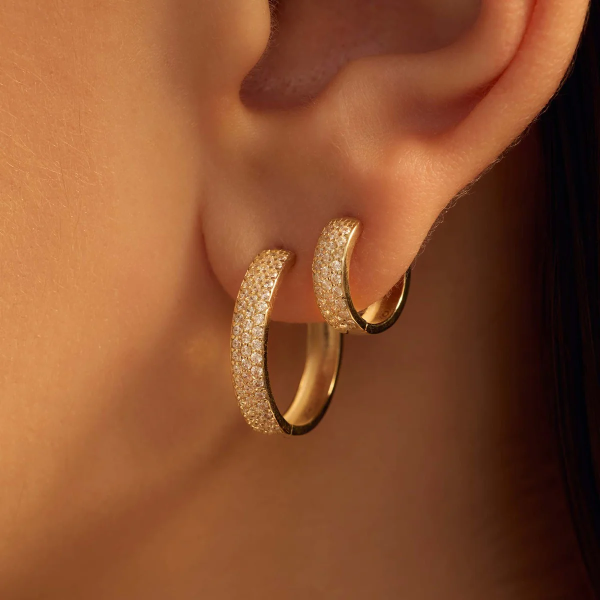 Beloro Jewels Monte Napoleone Stella 9 karat gold hoop earrings with zirconia BO360086 - Image 3