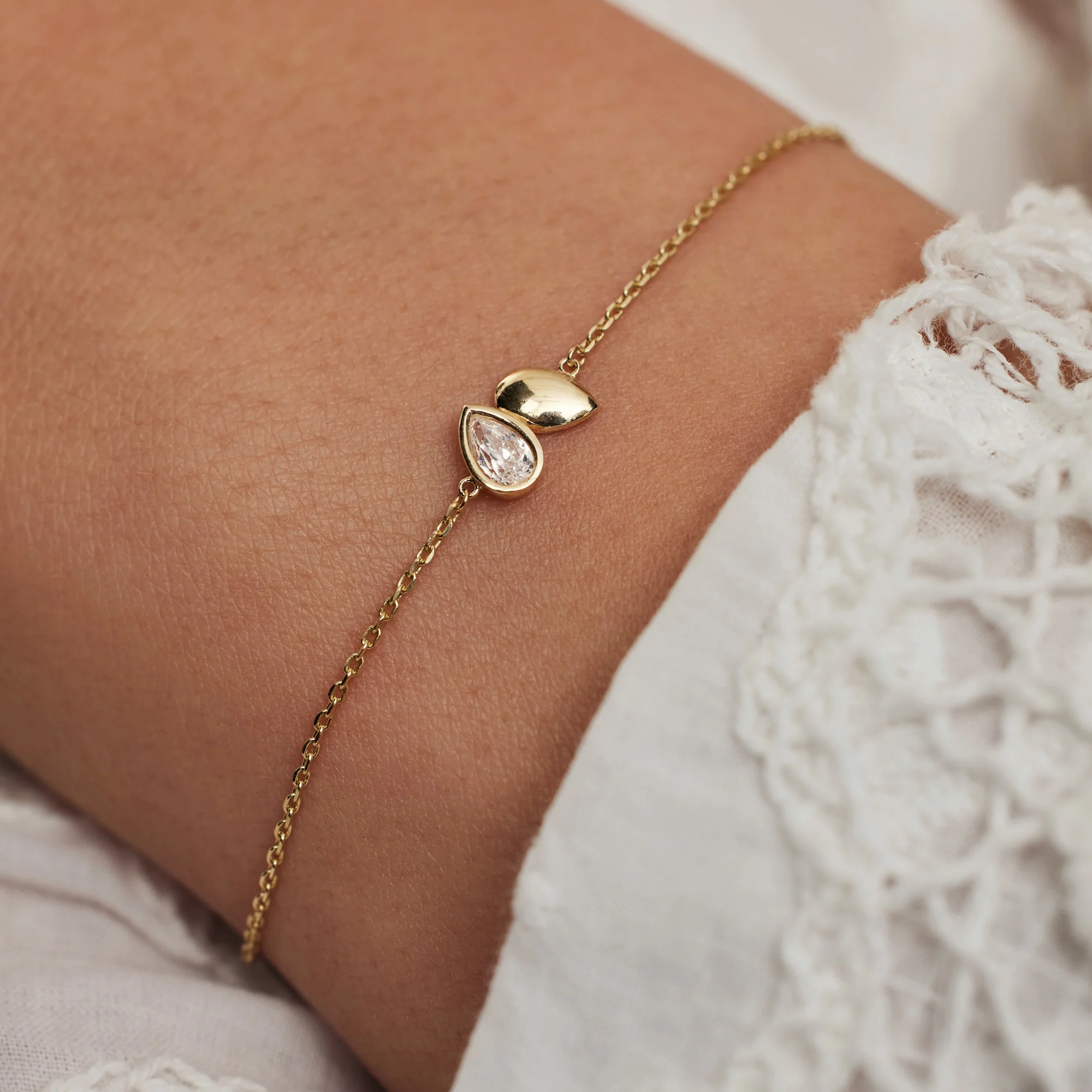 Beloro Jewels Regalo d'Amore 9 carat gold Necklace and Bracelet Giftset BO90016 - Image 4