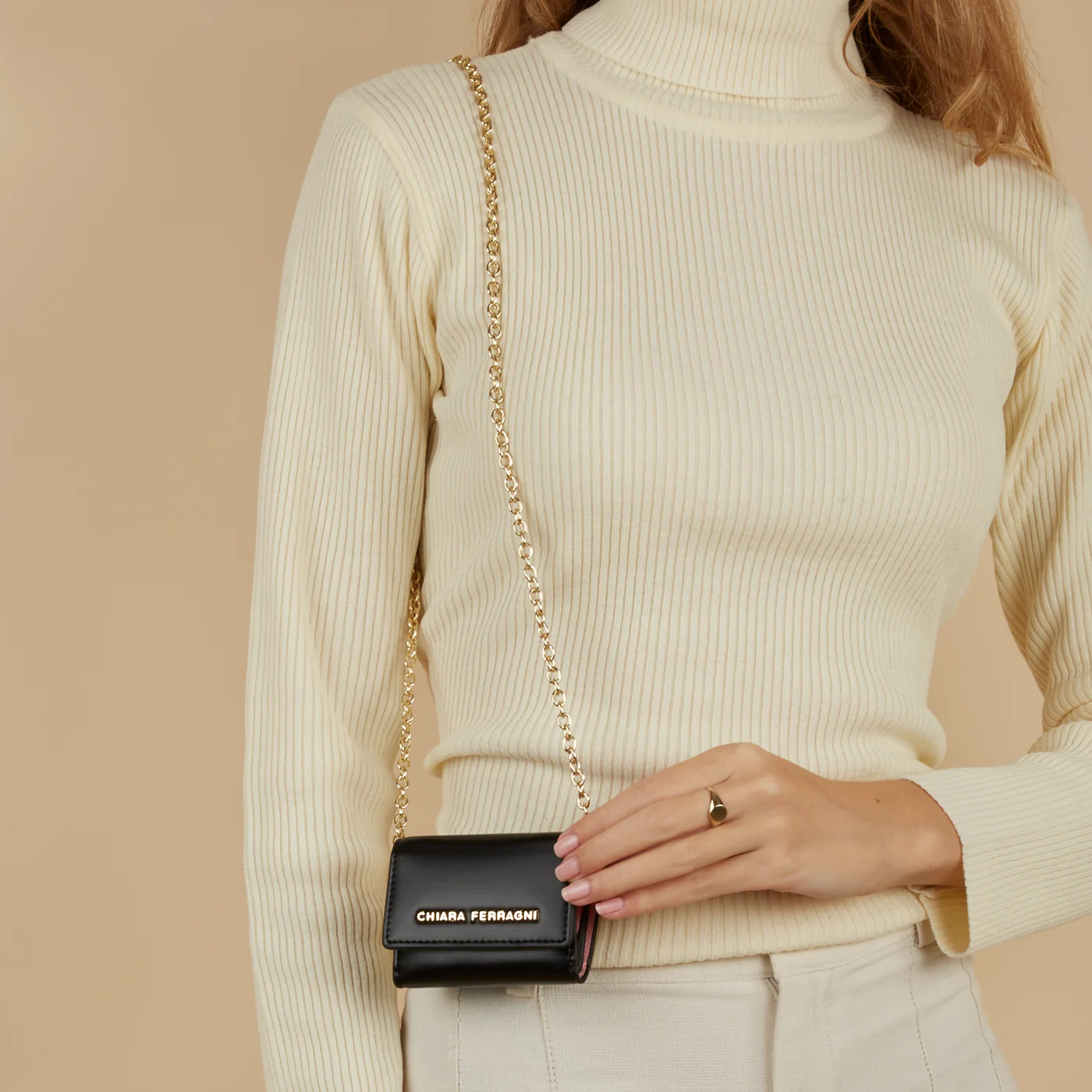 Chiara Ferragni Black Crossbody Bag 75SB4BK6-ZS959-899 - Image 2