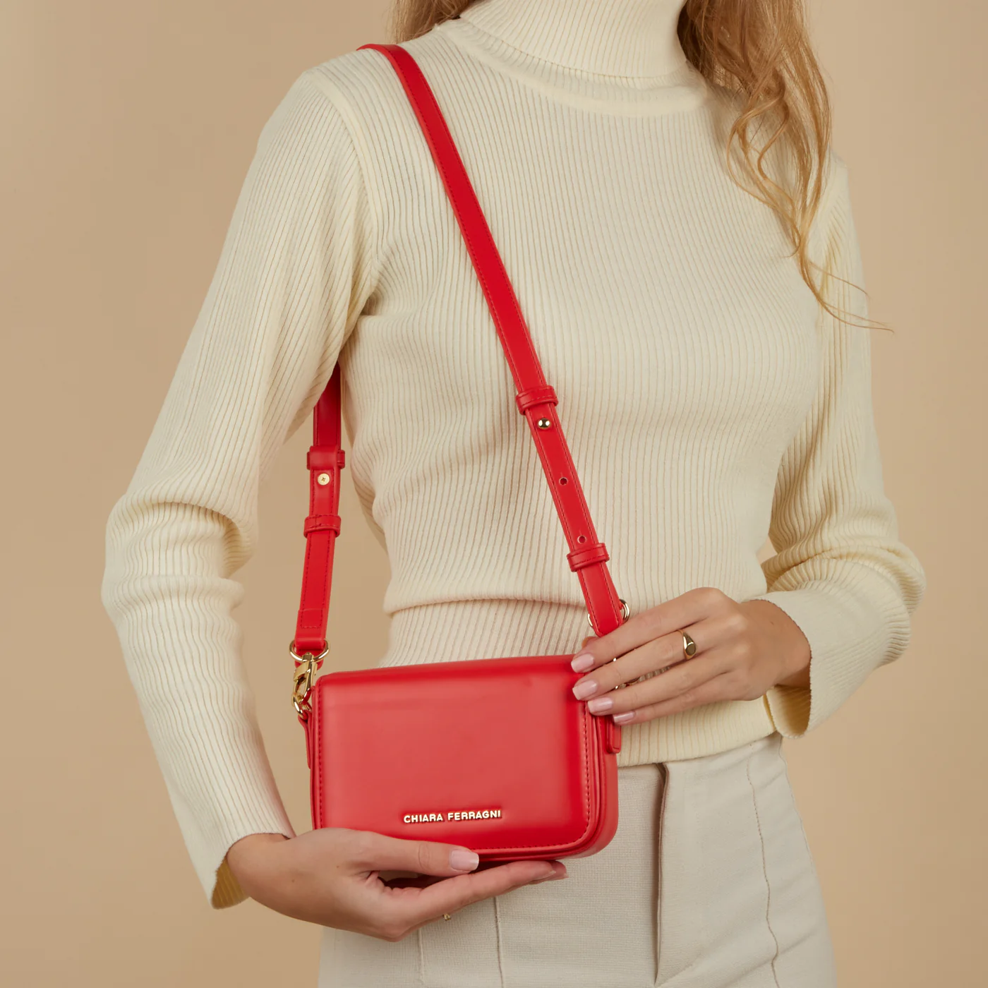 Chiara Ferragni Red Crossbody Bag 75SB4BK2-ZS959-514 - Image 2