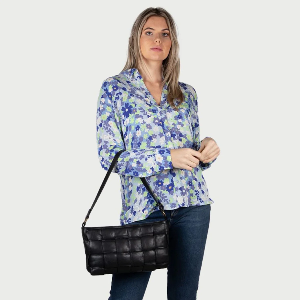 Cowboysbag Black Handbag 3428-000100 - Image 2
