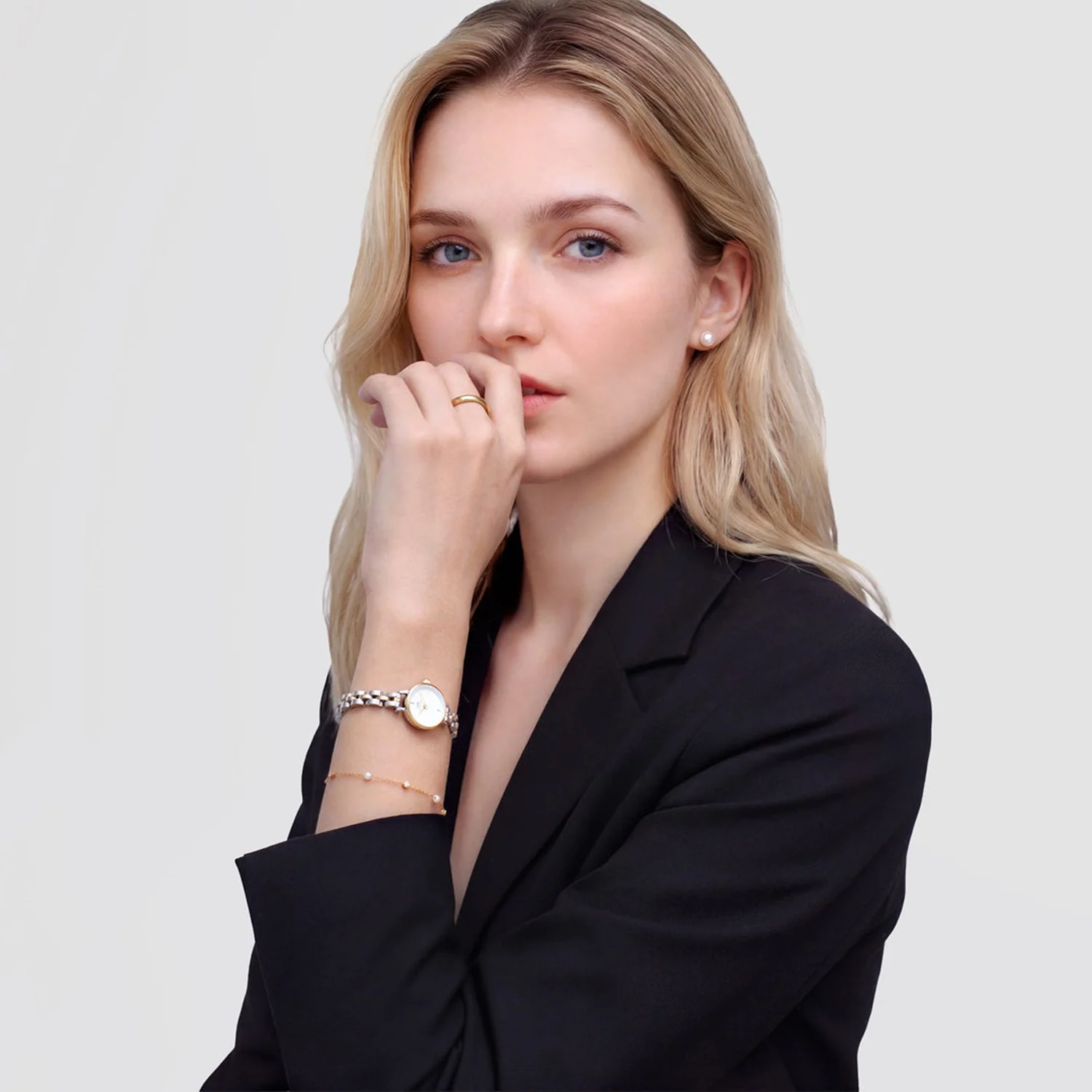Daniel Wellington Petite Mini Arch 3-Link Bicolor Women's Watch DW00100923 - Image 2
