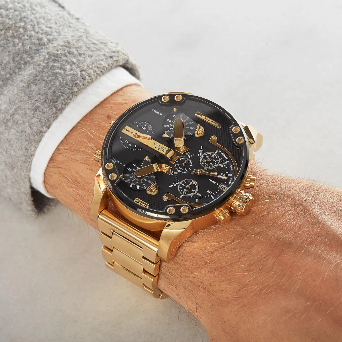 Diesel Mr. Daddy 2.0 Gold Watch DZ7333 - Image 2