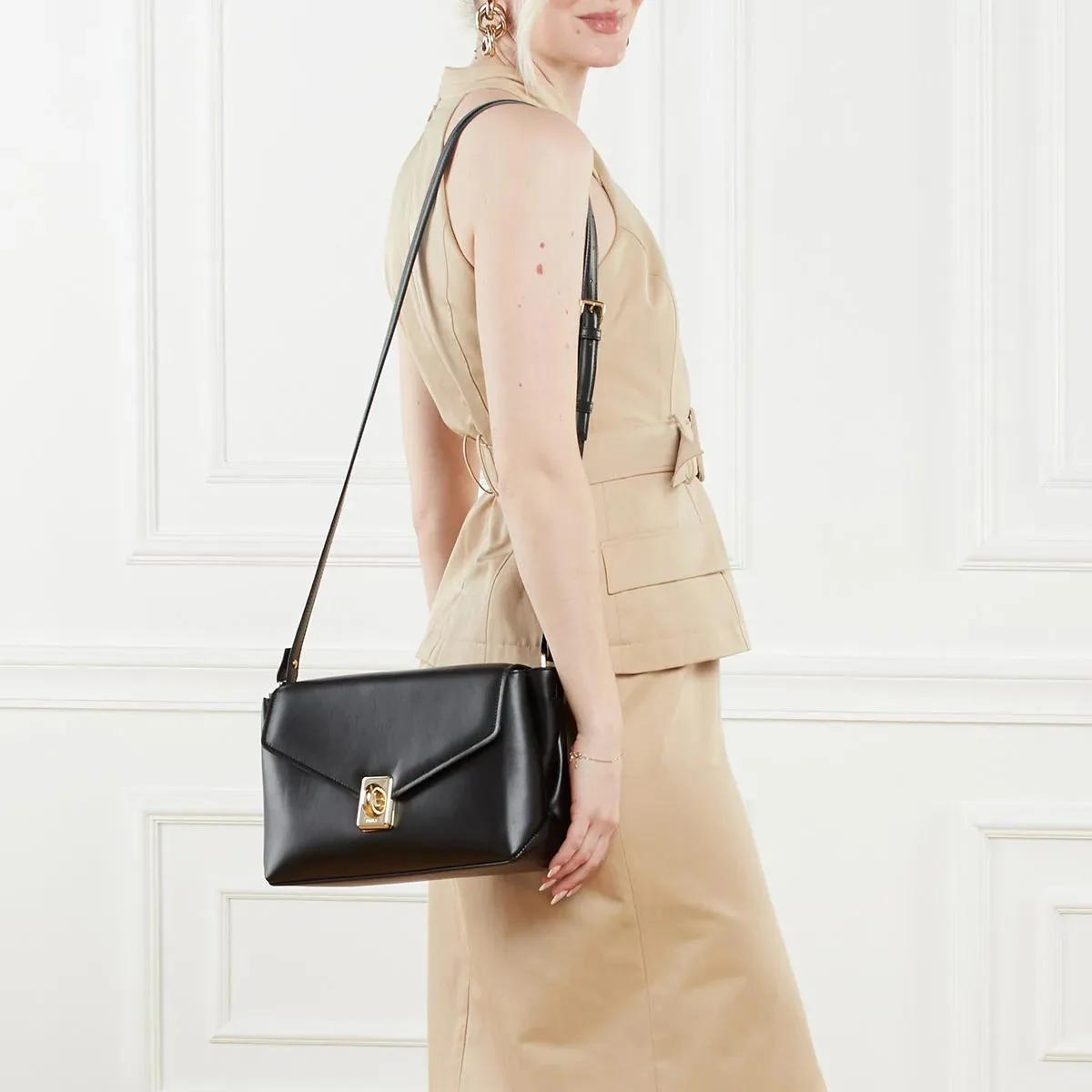 Furla Black Crossbody Bag 2001-A0478354 - Image 2