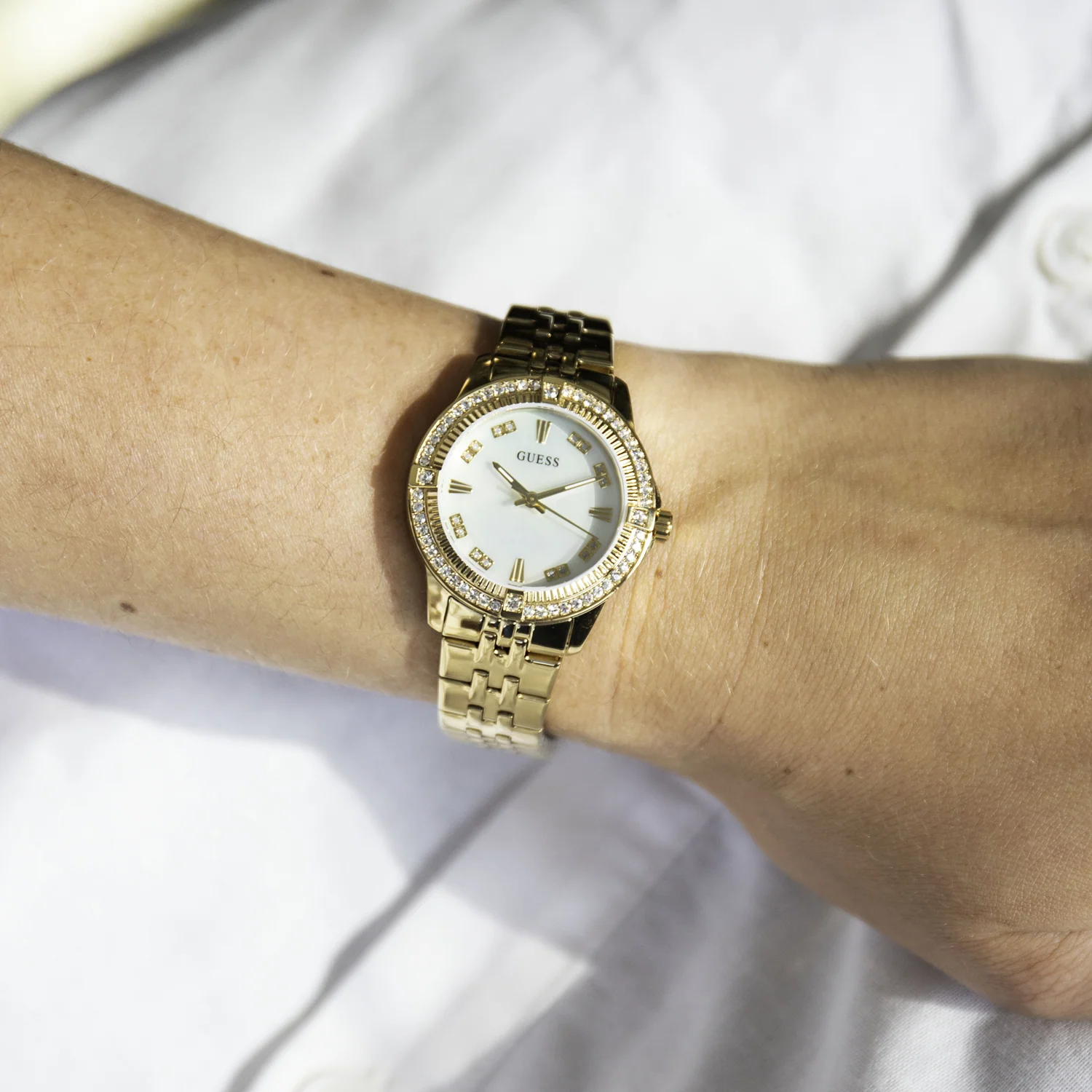Guess Colette Pearl Women's Watch GW1027L2 - Image 2