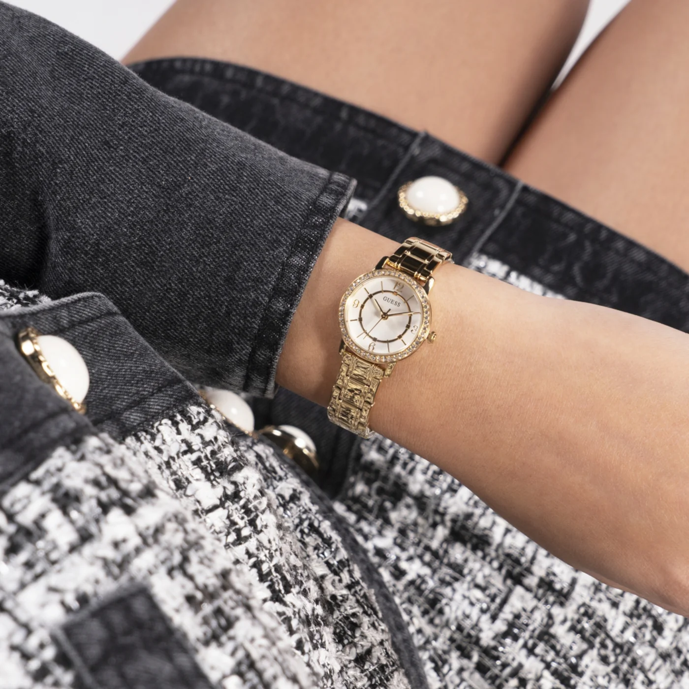 GUESS Gold Watch GW0468L2 - Image 2