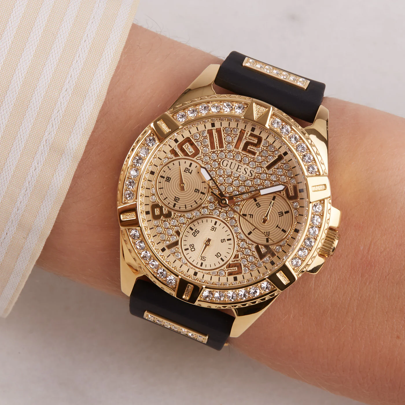 GUESS Lady Frontier Black Watch W1160L1 - Image 2