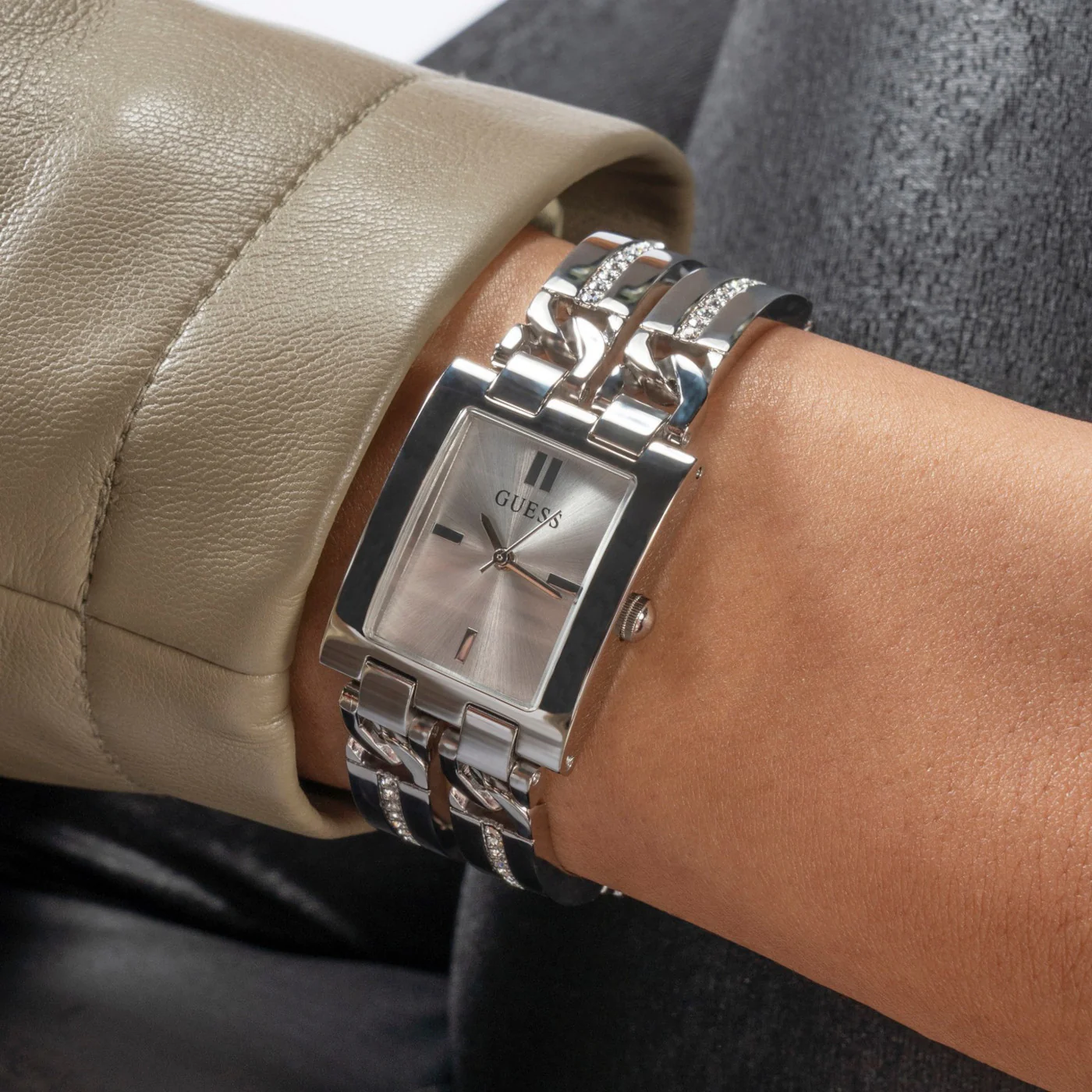 Guess Mod ID Silver Watch GW0668L1 - Image 2
