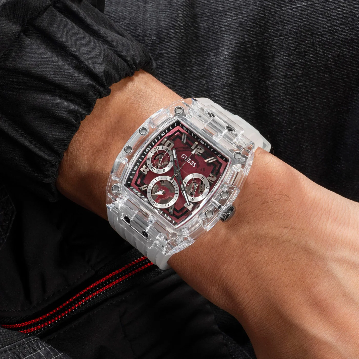 GUESS Phoenix Red Watch GW0499G9 - Image 2