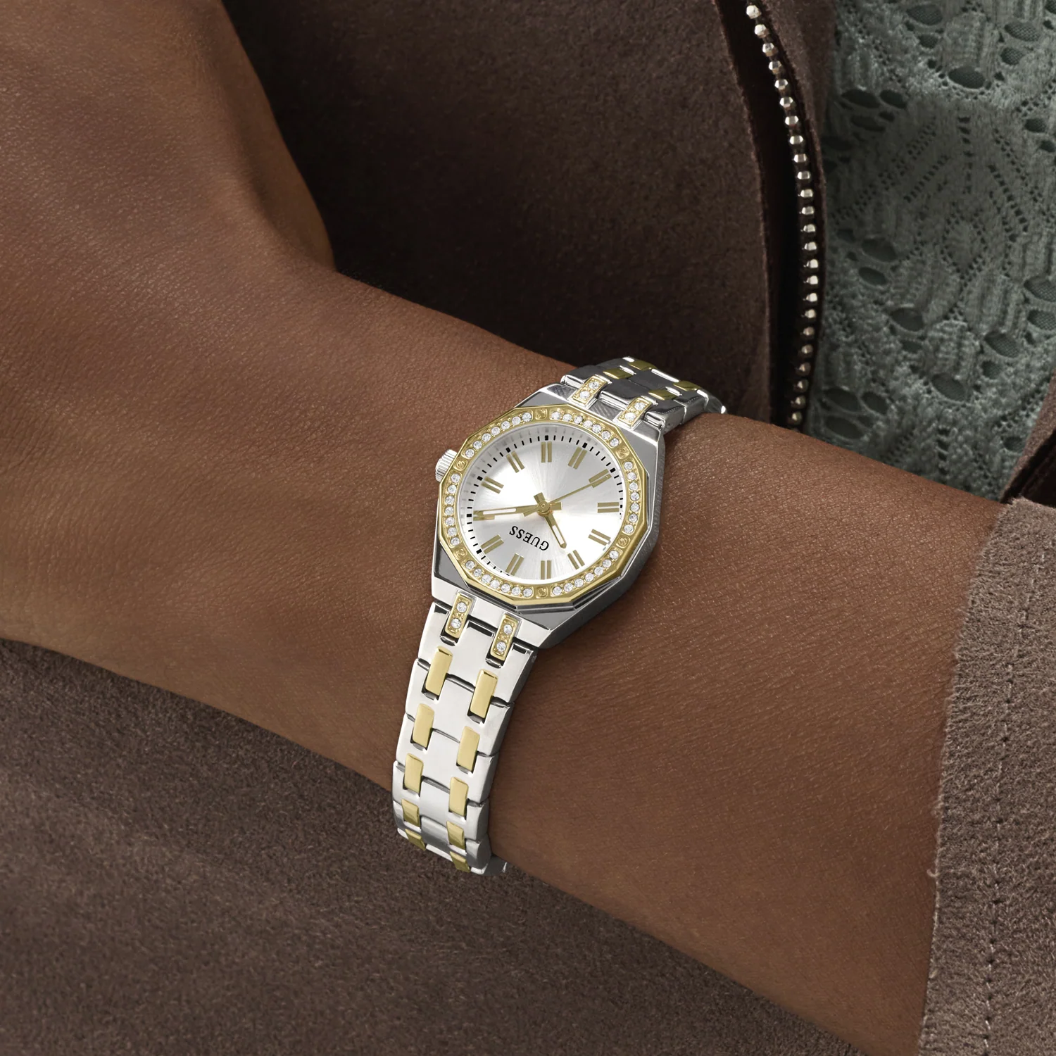 Guess Pixie Silver Women's Watch GW0931L3 - Image 6