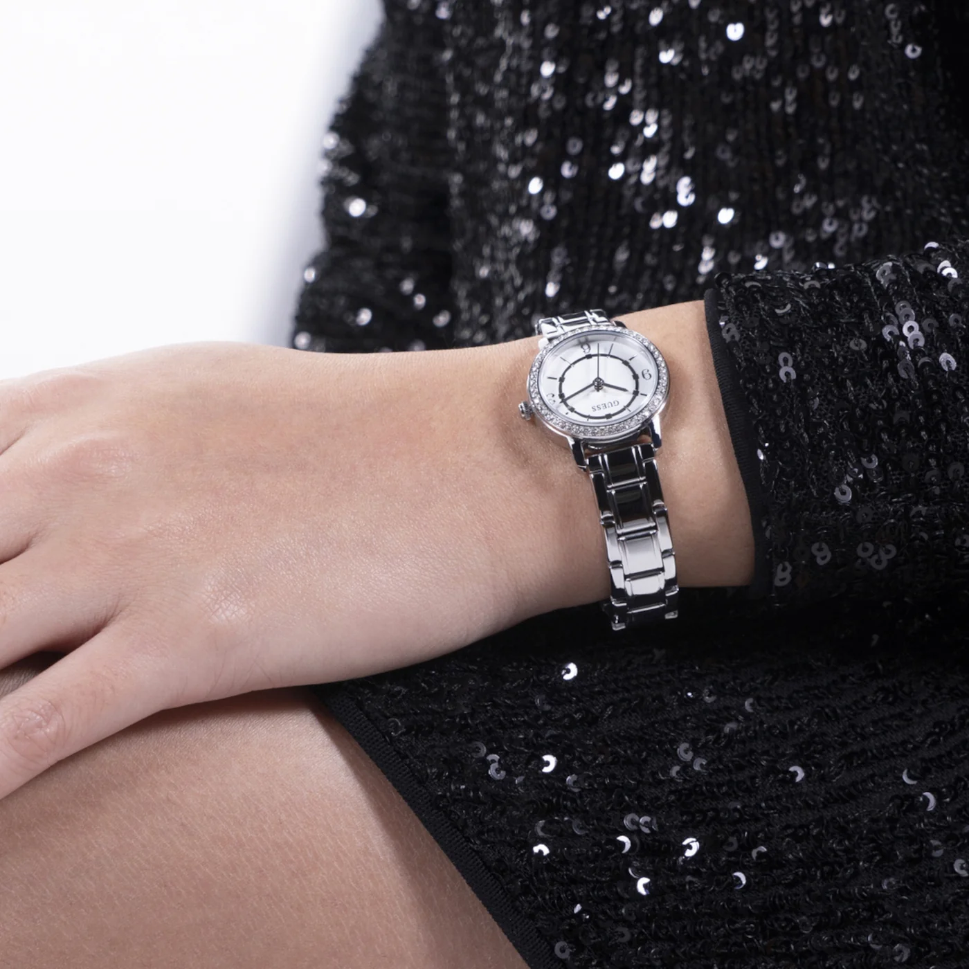 GUESS Silver Watch GW0468L1 - Image 4