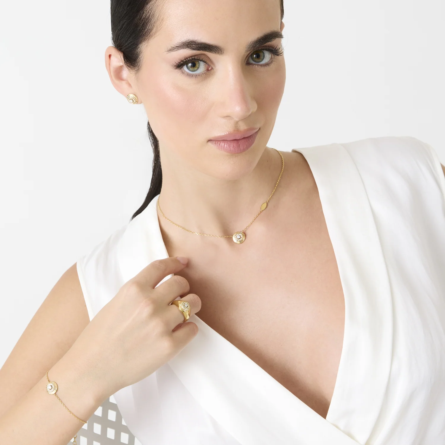 Guess Sparks Gold-coloured Bracelet JUBB06288JWYGS - Image 2
