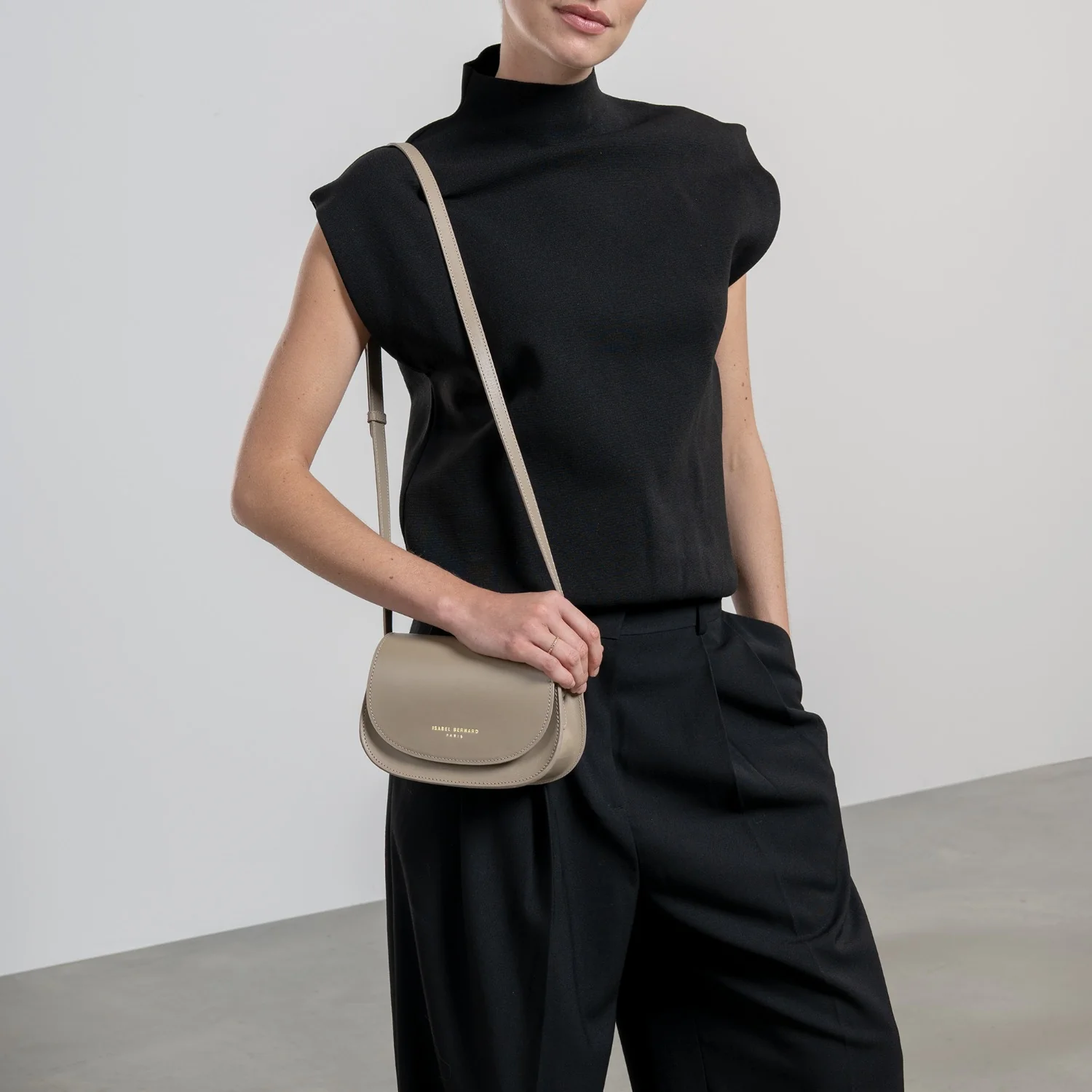 Montmartre Manon Taupe Vegetable Tanned Leather Crossbody Bag IB21116 - Image 2