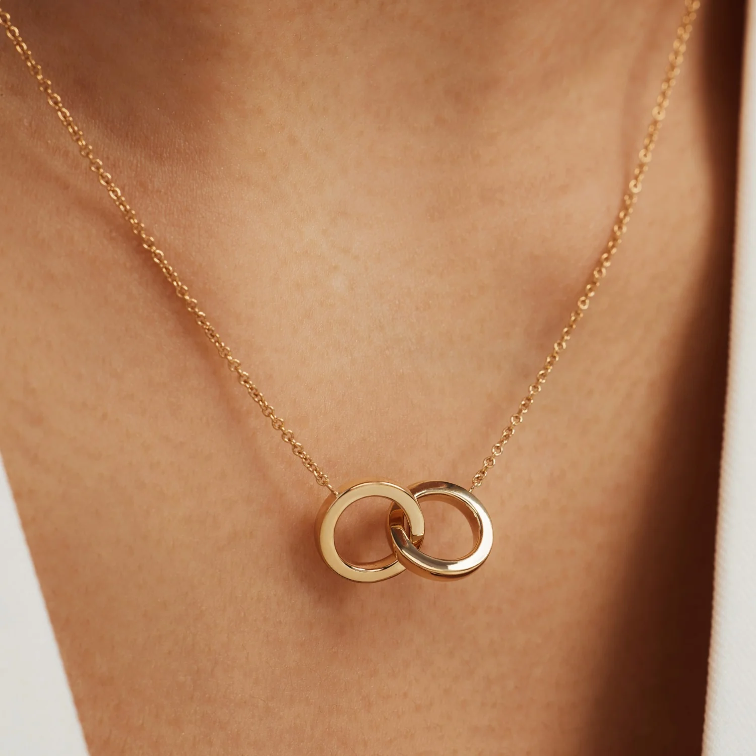 Isabel Bernard 14 Carat Golden Le Marais Zoé Necklace IB340131 (Length: 40.00-44.00 cm) - Image 2