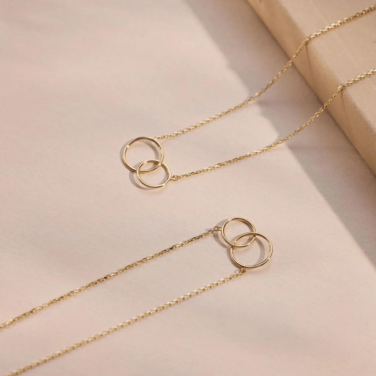 Isabel Bernard Cadeau d'Isabel 14 Carat Golden Necklace and Bracelet Giftset IB90130 - Image 5