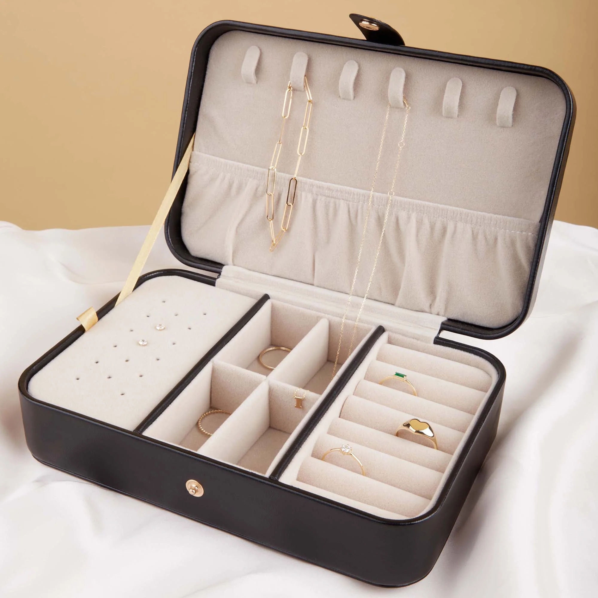 Isabel Bernard Cadeau d'Isabel Black Jewellery Box IBJB202003 - Image 2