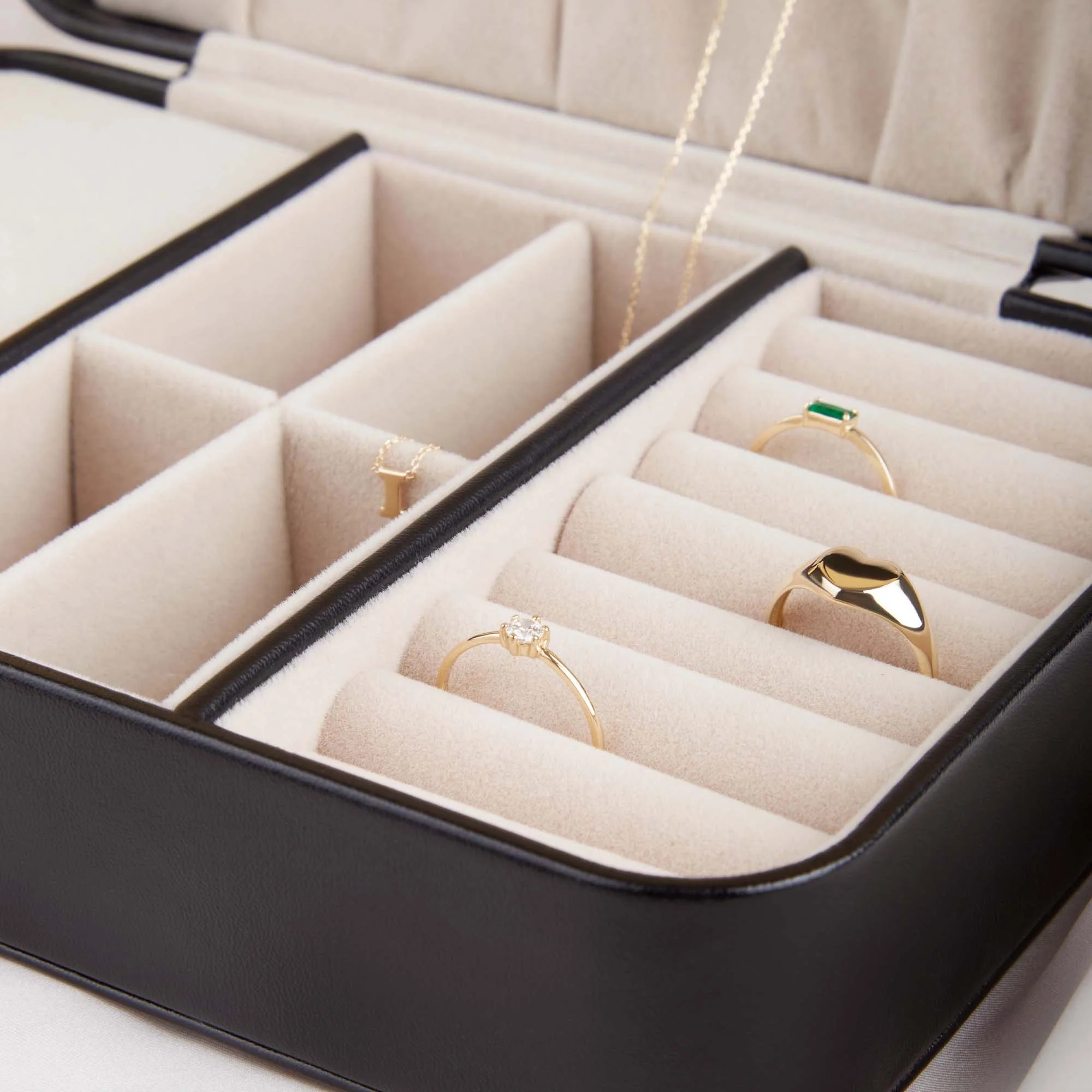 Isabel Bernard Cadeau d'Isabel Black Jewellery Box IBJB202003 - Image 3