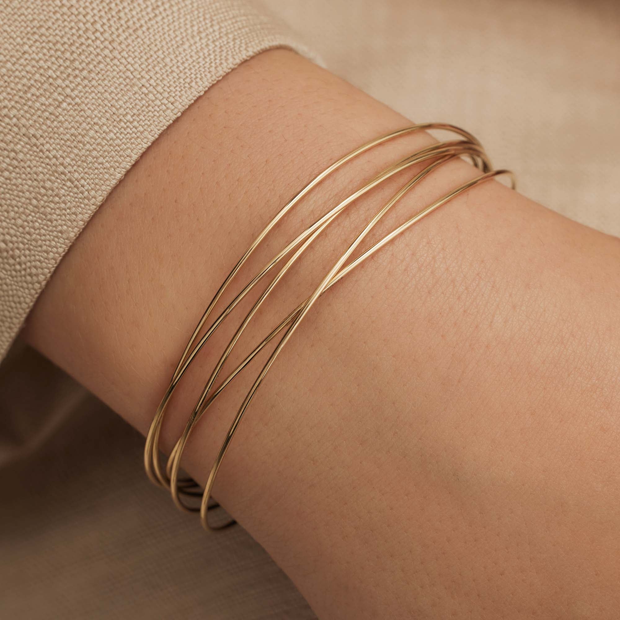 Isabel Bernard Cour d'Honneur Adora 14 Carat Golden Bangle Set IB320111 - Image 2