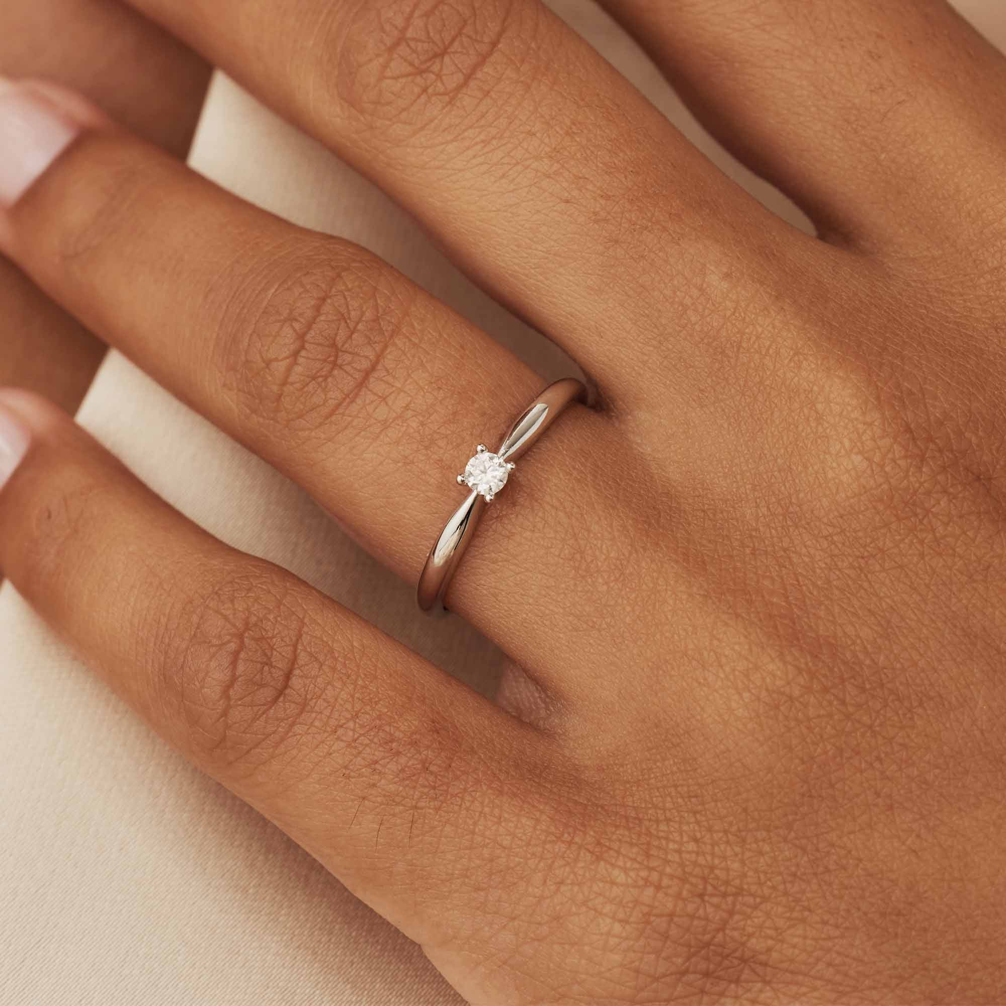 Isabel Bernard De la Paix Celesse 14 Carat Whitegold Ring | diamond 0.07 ct | IBD330005-54 - Image 2