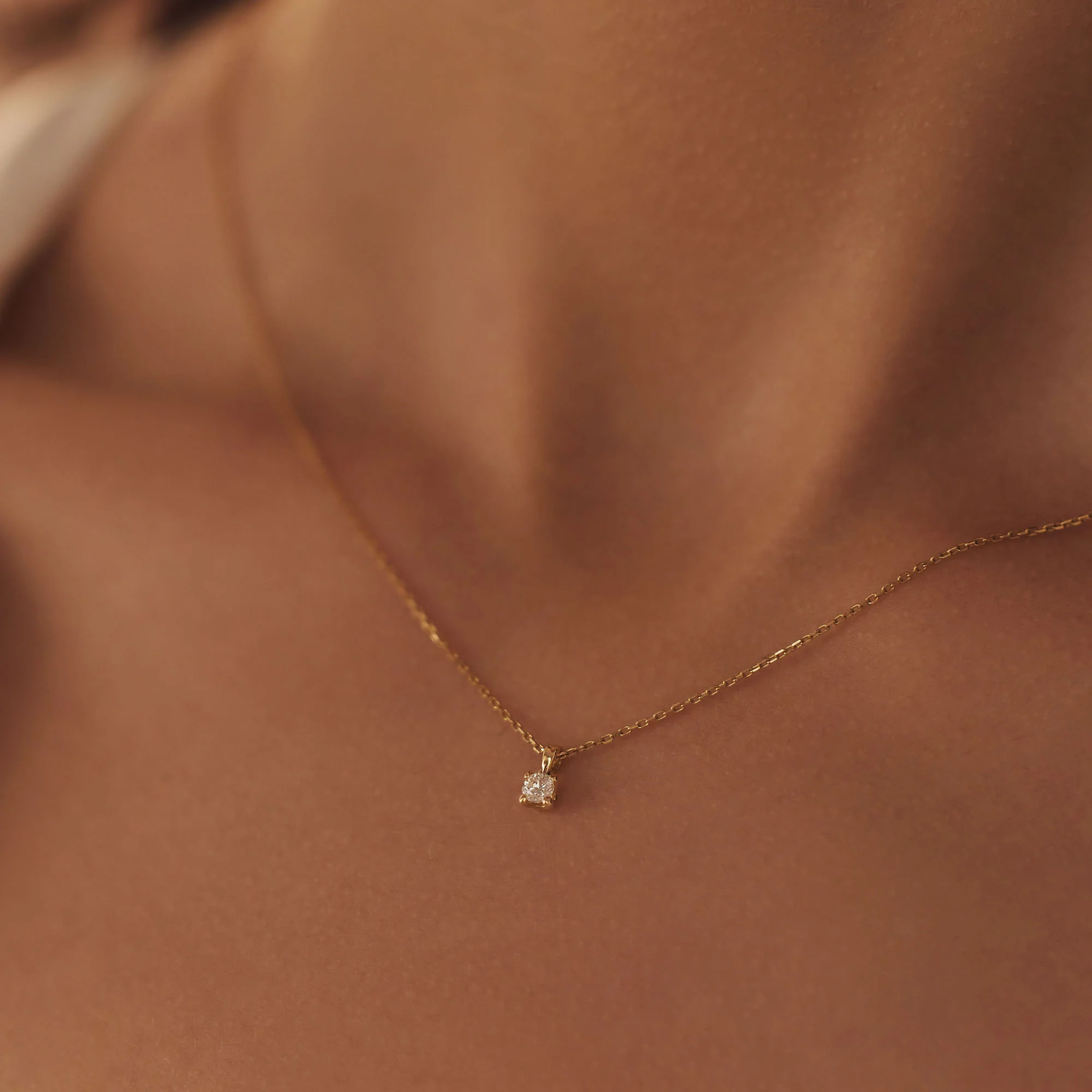 Isabel Bernard De la Paix Christine 14 Carat Golden Necklace | diamond 0.10 ct | IBD350003 - Image 3