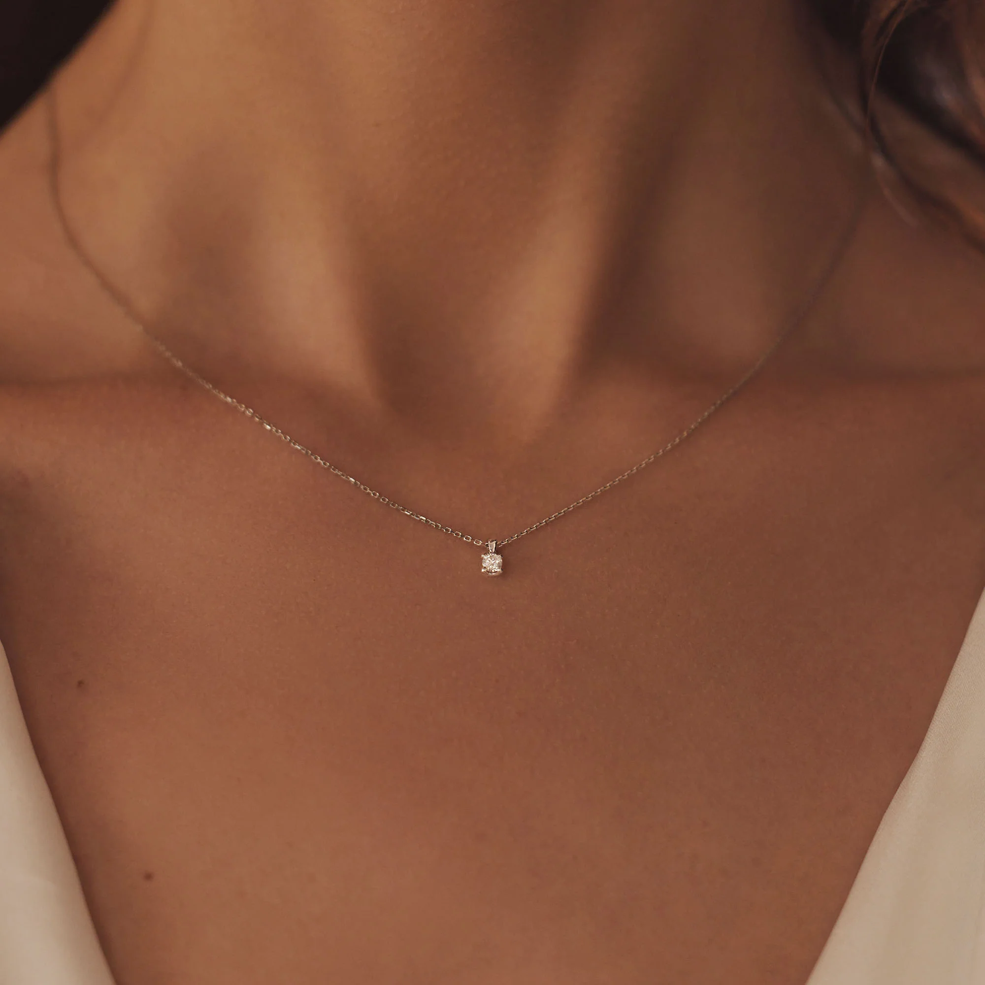 Isabel Bernard De la Paix Christine 14 Carat Whitegold Necklace | diamond 0.10 ct | IBD350006 - Image 2
