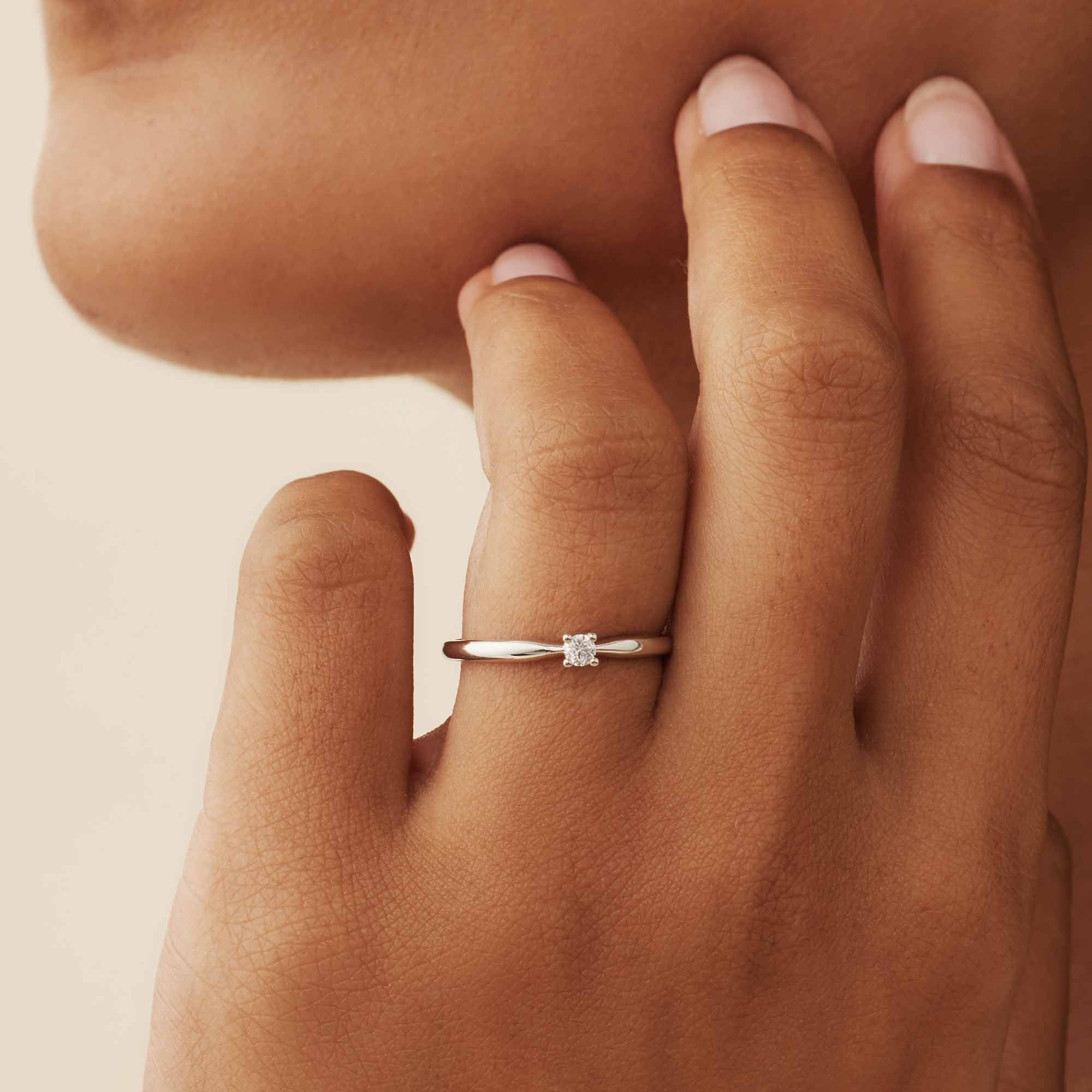 Isabel Bernard De la Paix Christine 14 Carat Whitegold Ring | diamond 0.10 ct | IBD330006-48 - Image 3