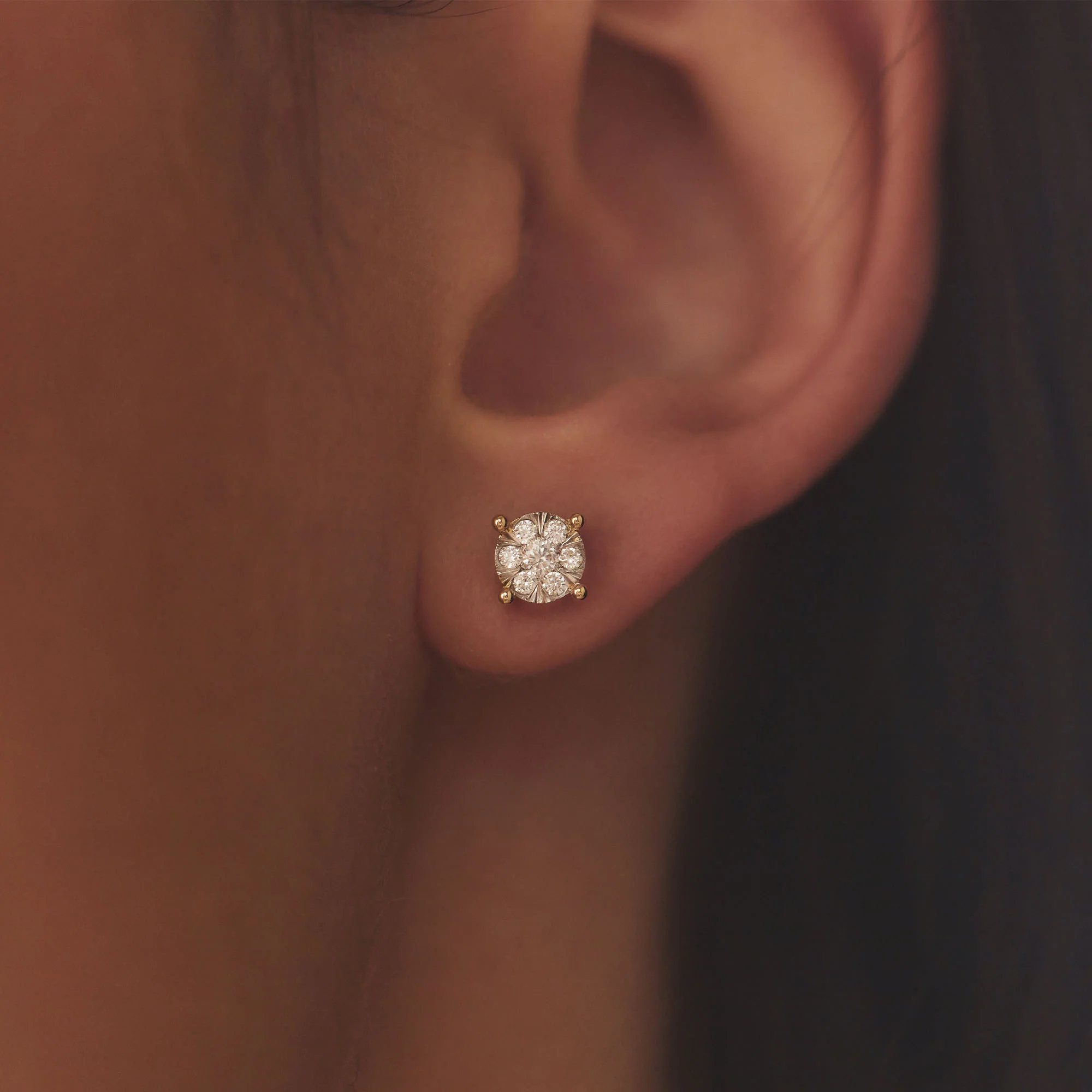Isabel Bernard De la Paix Hanaé 14 Carat Golden Ear Studs | diamond 0.28 ct | IBD360013 - Image 3