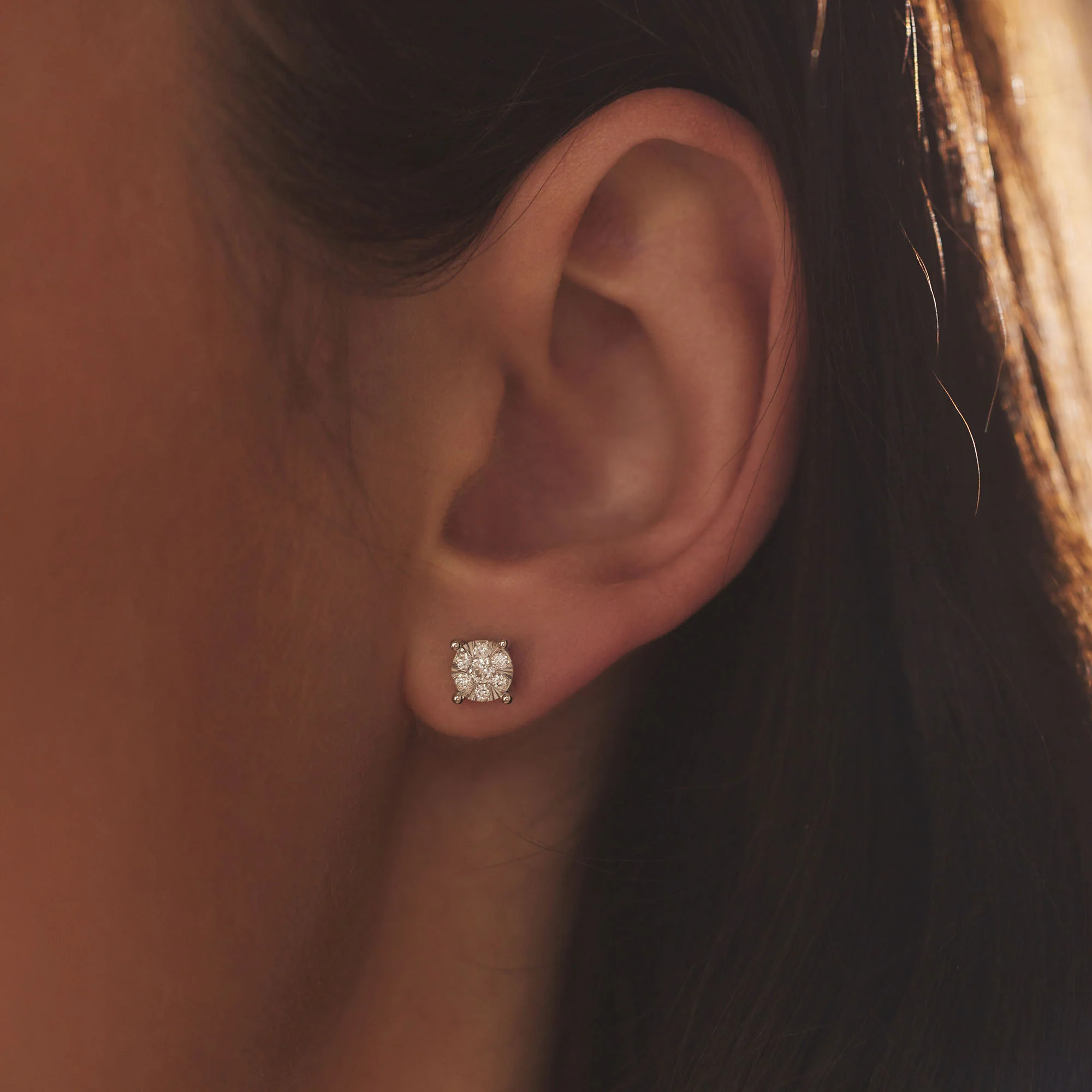 Isabel Bernard De la Paix Hanaé 14 Carat Whitegold Ear Studs | diamond 0.28 ct | IBD360014 - Image 2