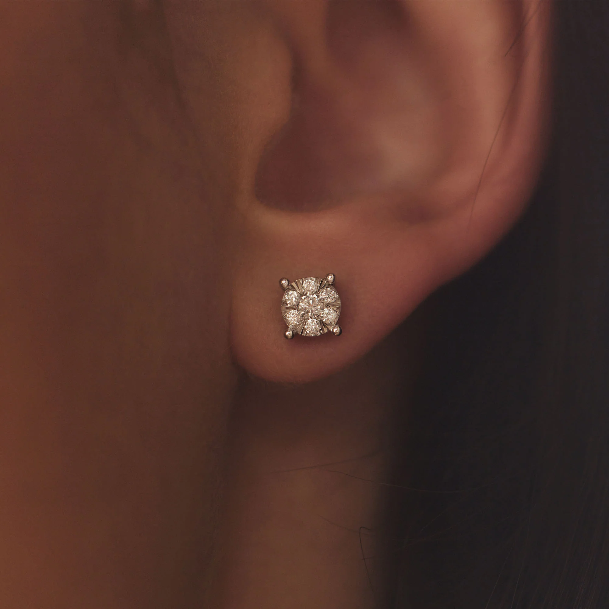 Isabel Bernard De la Paix Hanaé 14 Carat Whitegold Ear Studs | diamond 0.28 ct | IBD360014 - Image 3