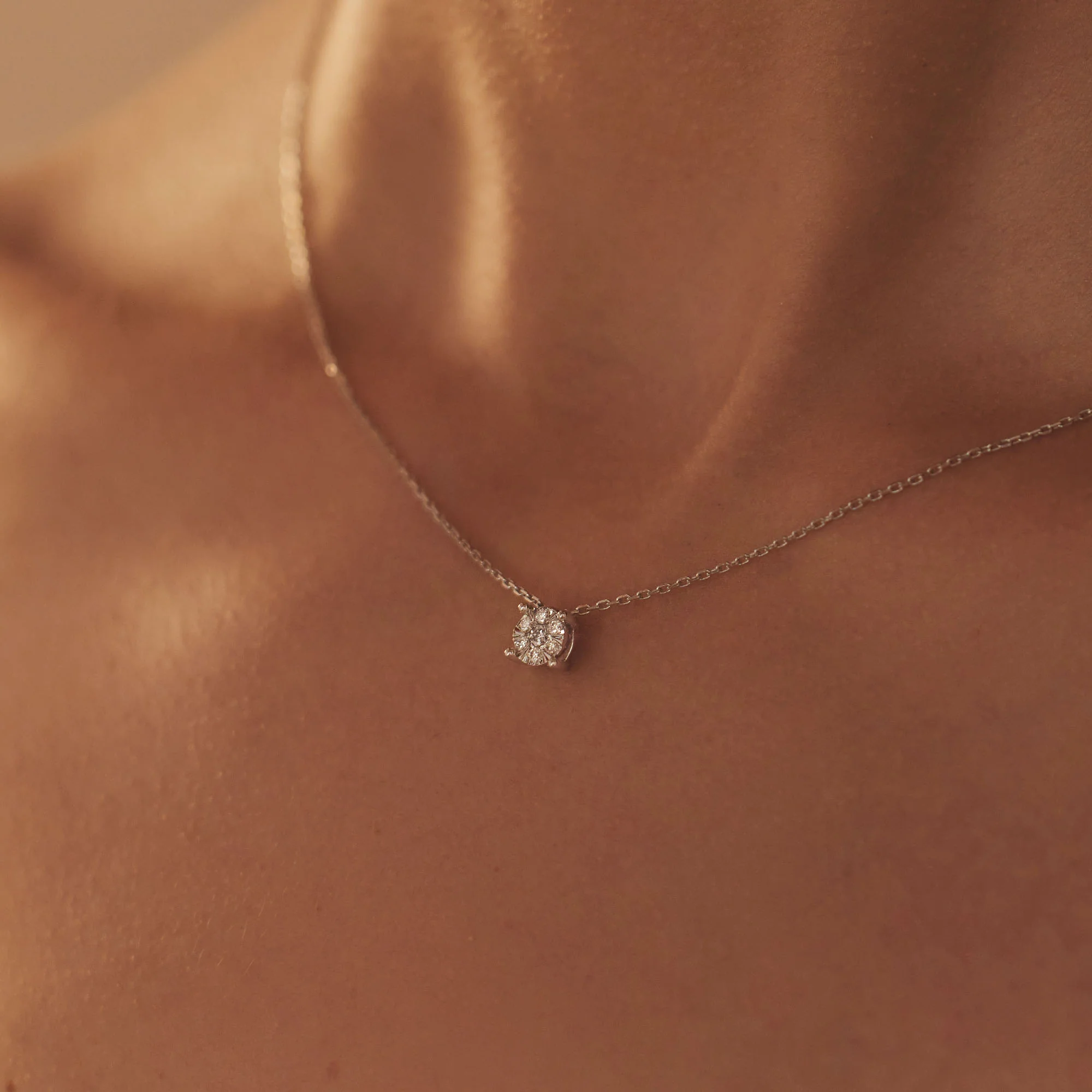 Isabel Bernard De la Paix Hanaé 14 Carat Whitegold Necklace | diamond 0.14 ct | IBD350010 - Image 3