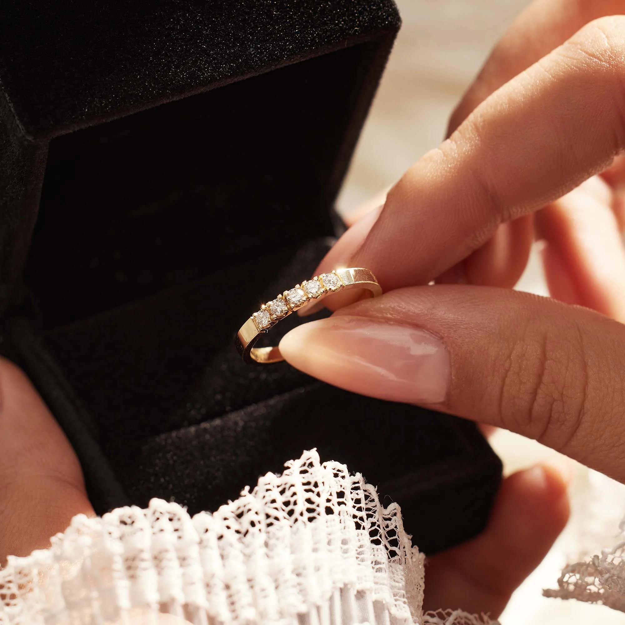 Isabel Bernard De la Paix Madeline 14 Carat Gold Ring | diamond 0.20 ct | IBD330018-48 - Image 5