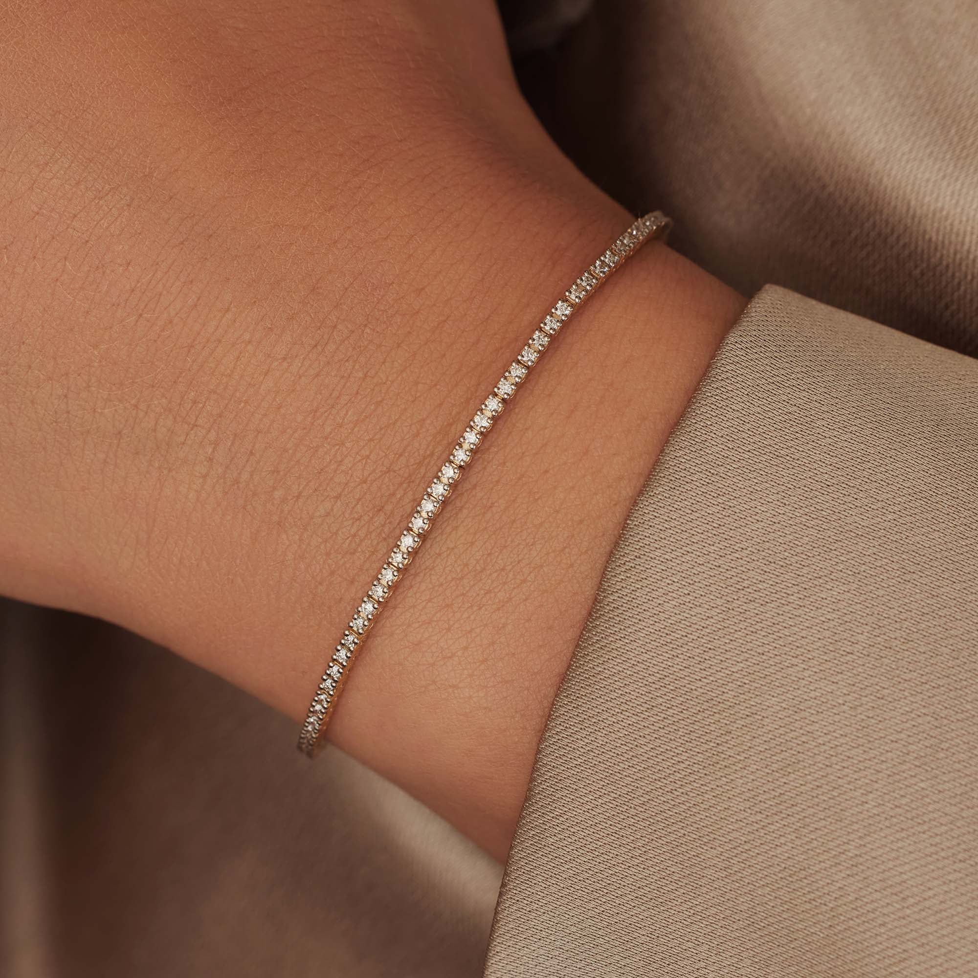 Isabel Bernard De la Paix Madeline 14 Carat Golden Tennis Bracelet | diamond 1.08 ct | IBD320005 - Image 2