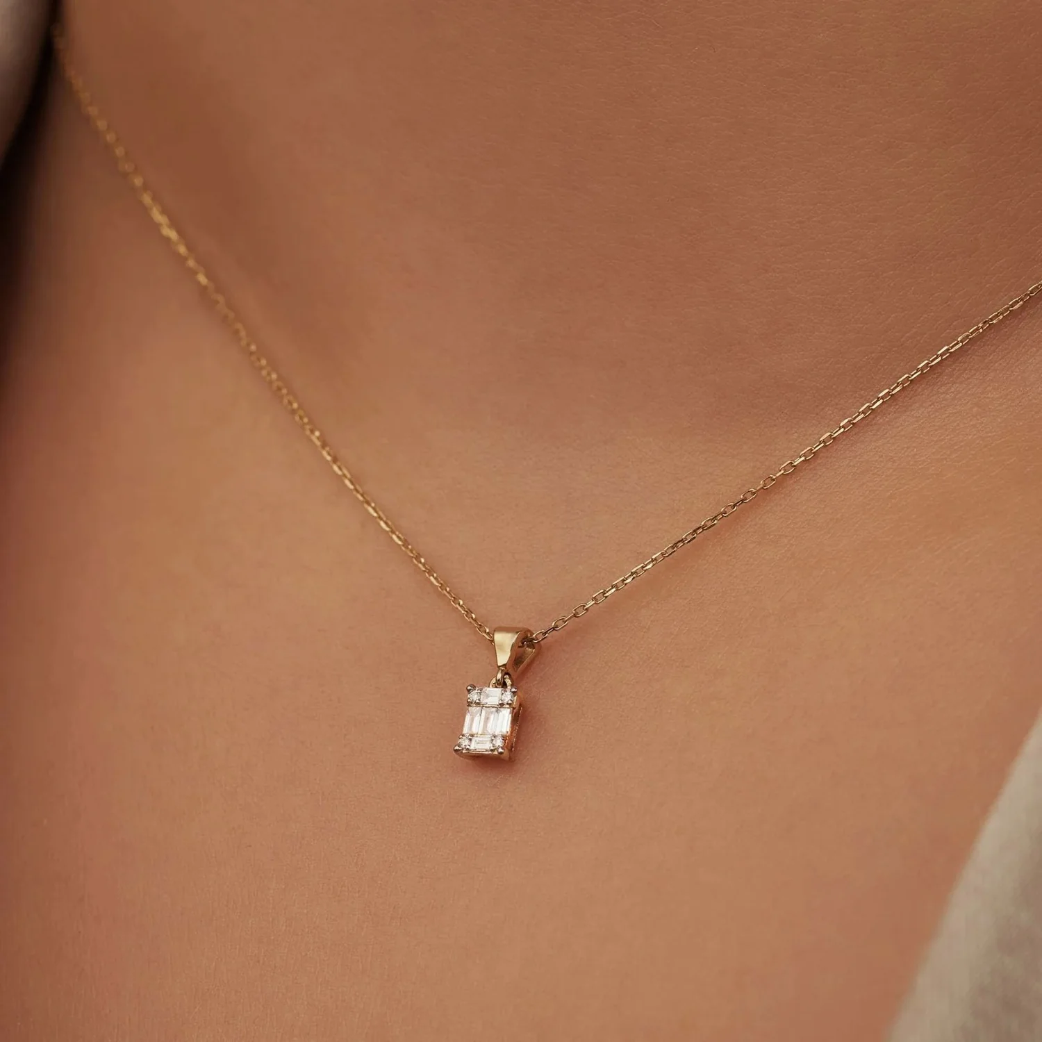 Isabel Bernard De la Paix Maxime 14 Carat Golden Necklace | diamond 0.11 ct | IBD350017 - Image 3