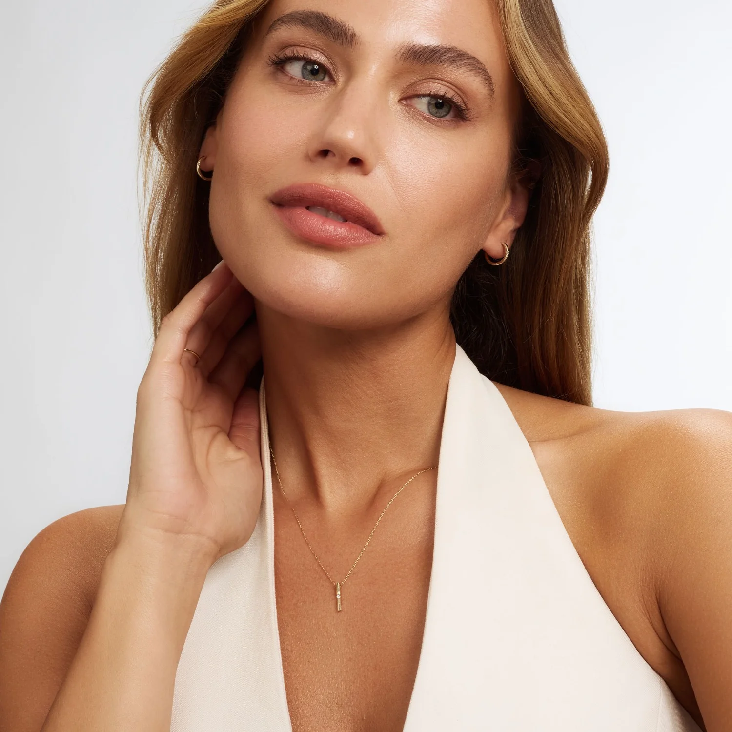 Isabel Bernard De la Paix Mia 14 Karat gold earring with diamond 0.06 carat IBD360037 - Image 4