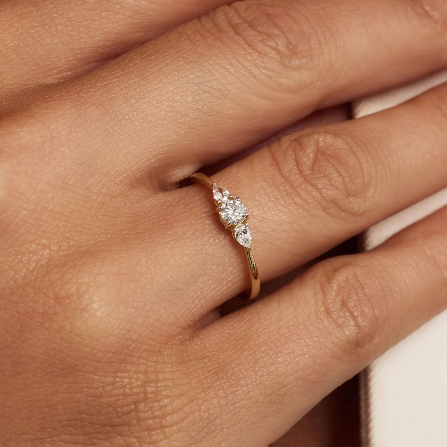 Isabel Bernard De la Paix Nancy 14 karat gold ring with diamond 0.32 carat IBD330041-60 - Image 2