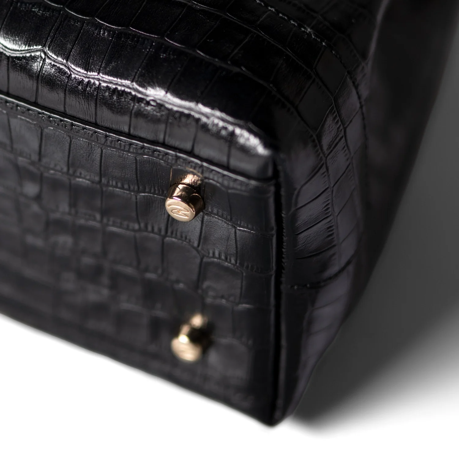 Isabel Bernard Femme Forte Minette Croco Black Calfskin Leather Handbag IB21114-201 - Image 7