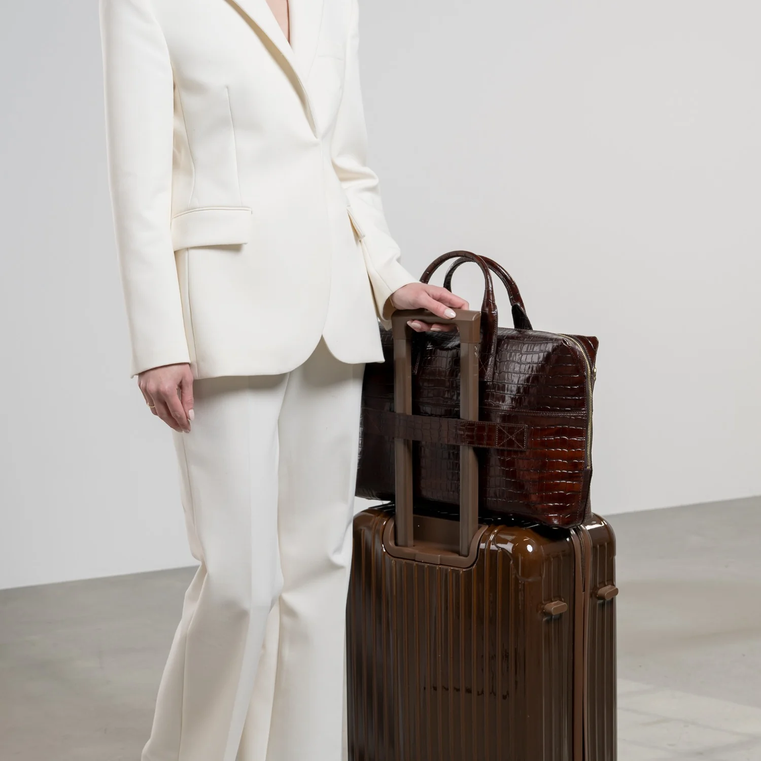 Isabel Bernard Honoré Anique Croco Brown Calfskin Handbag IB25073 - Image 3