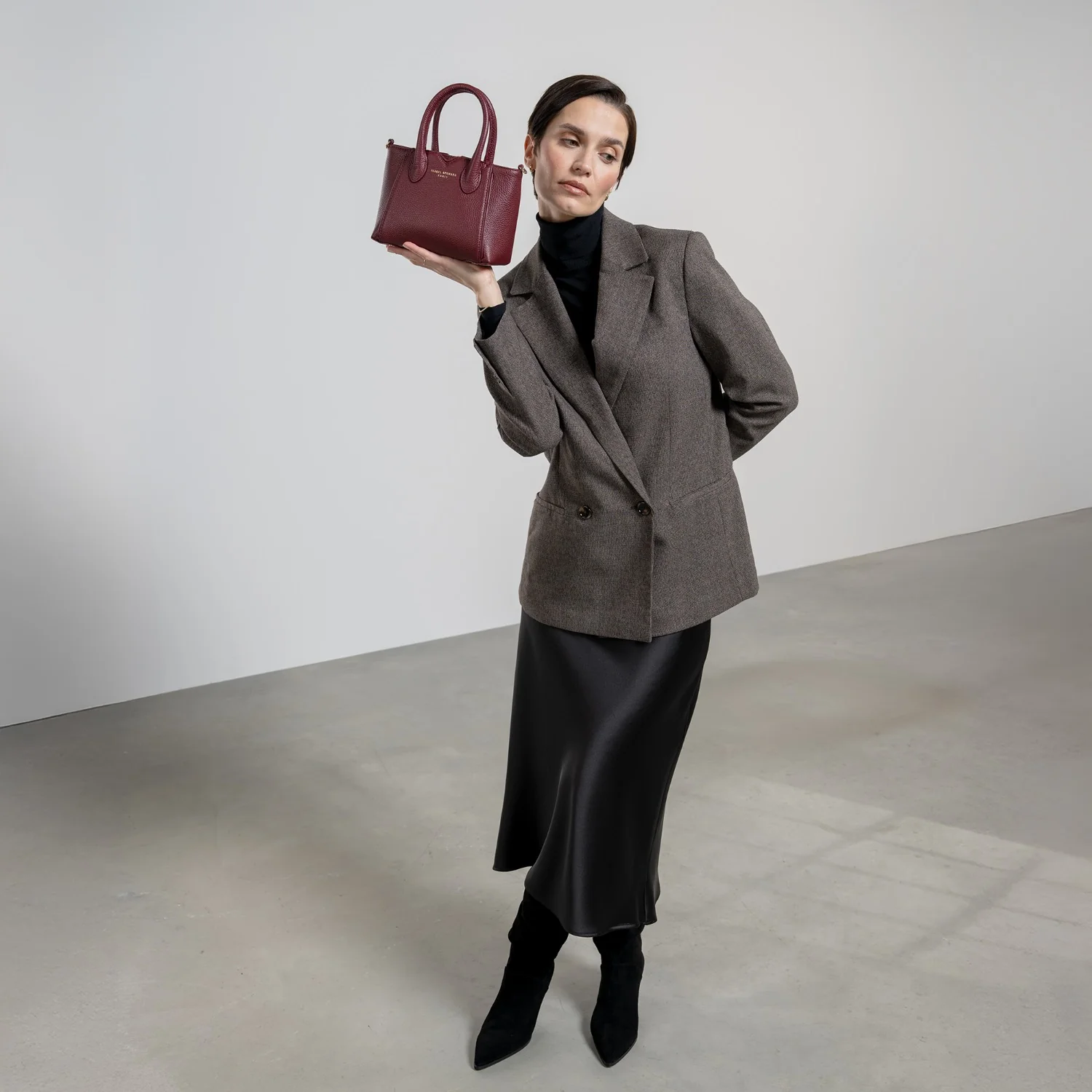 Isabel Bernard Honoré Cloe Mini Bordeaux Calfskin Leather Handbag IB21124-052 - Image 3