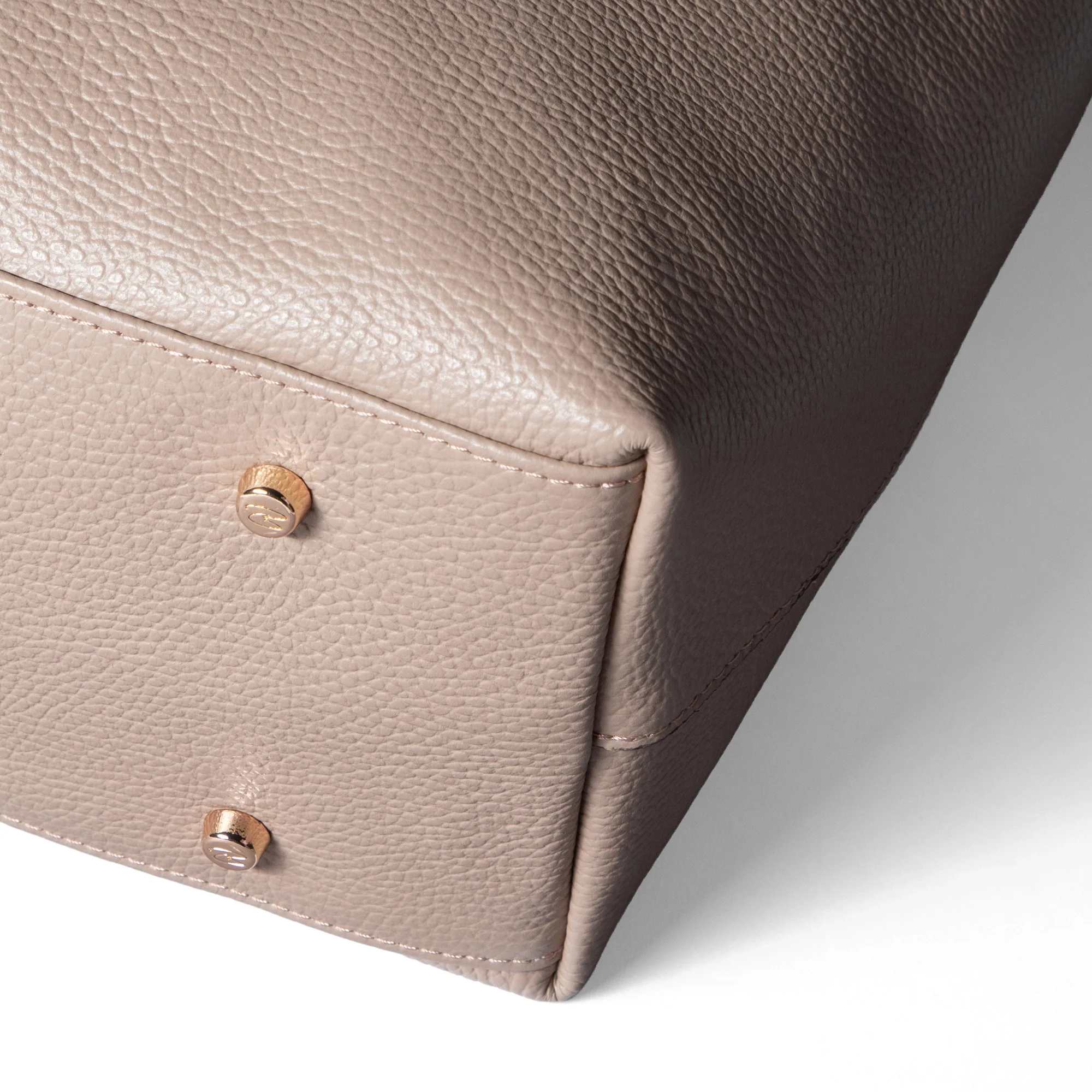 Isabel Bernard Honoré Elin Taupe calfskin leather shoulder bag IB25111-078 - Image 7