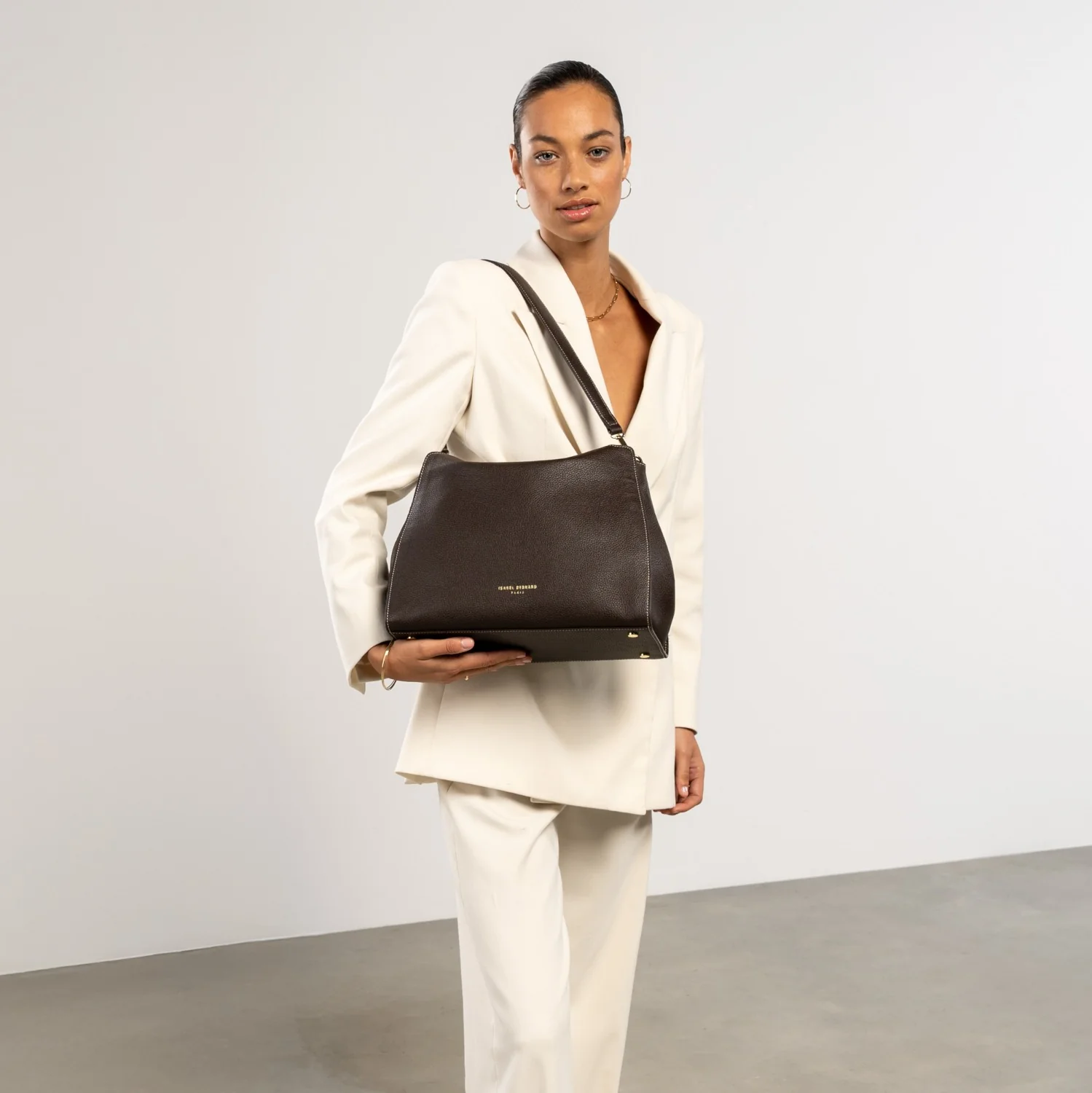 Isabel Bernard Honoré Emma Dark Brown Shoulder Bag IB21134-031 - Image 2