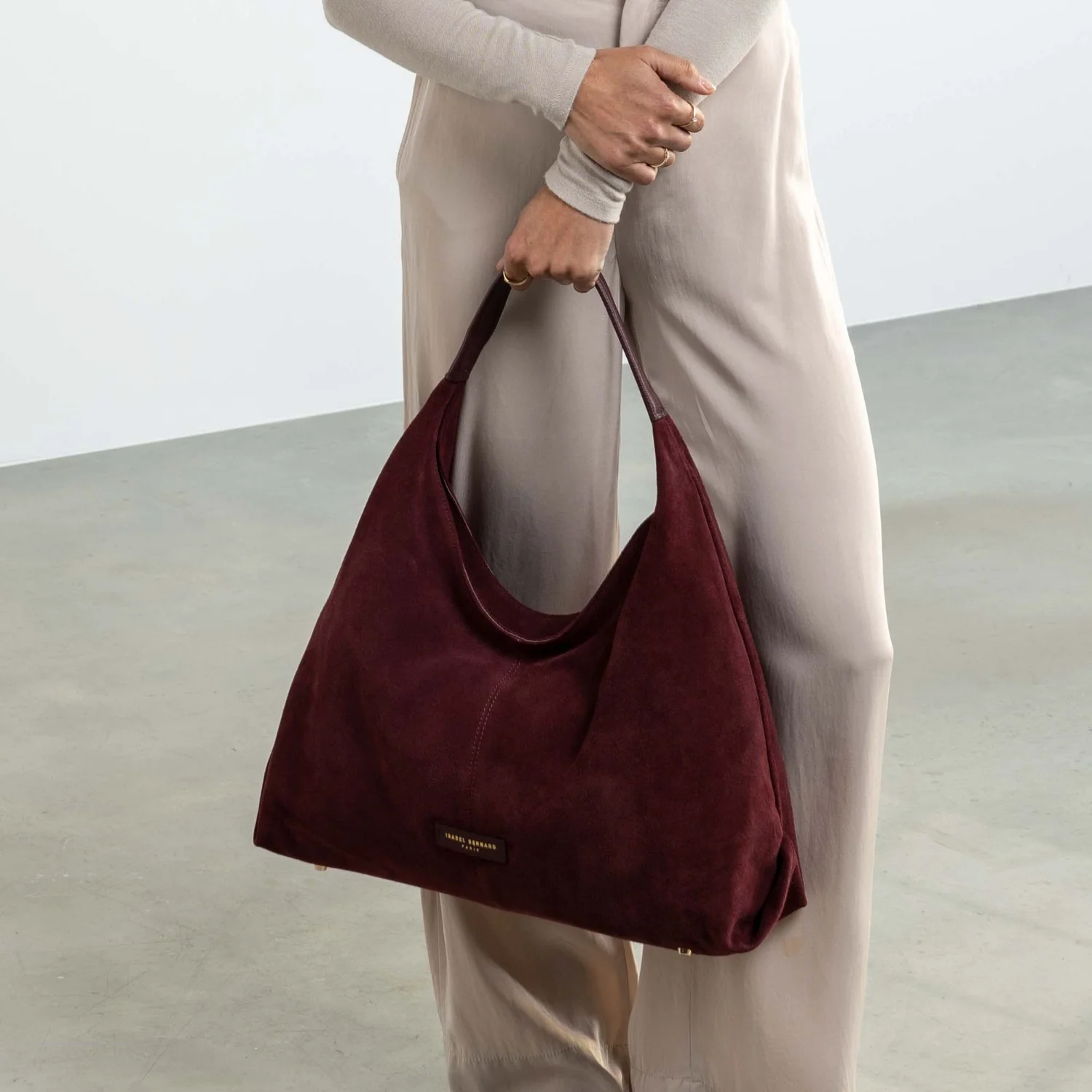 Isabel Bernard Honoré Grace dark bordeaux suede shoulder bag IB25093-152 - Image 3