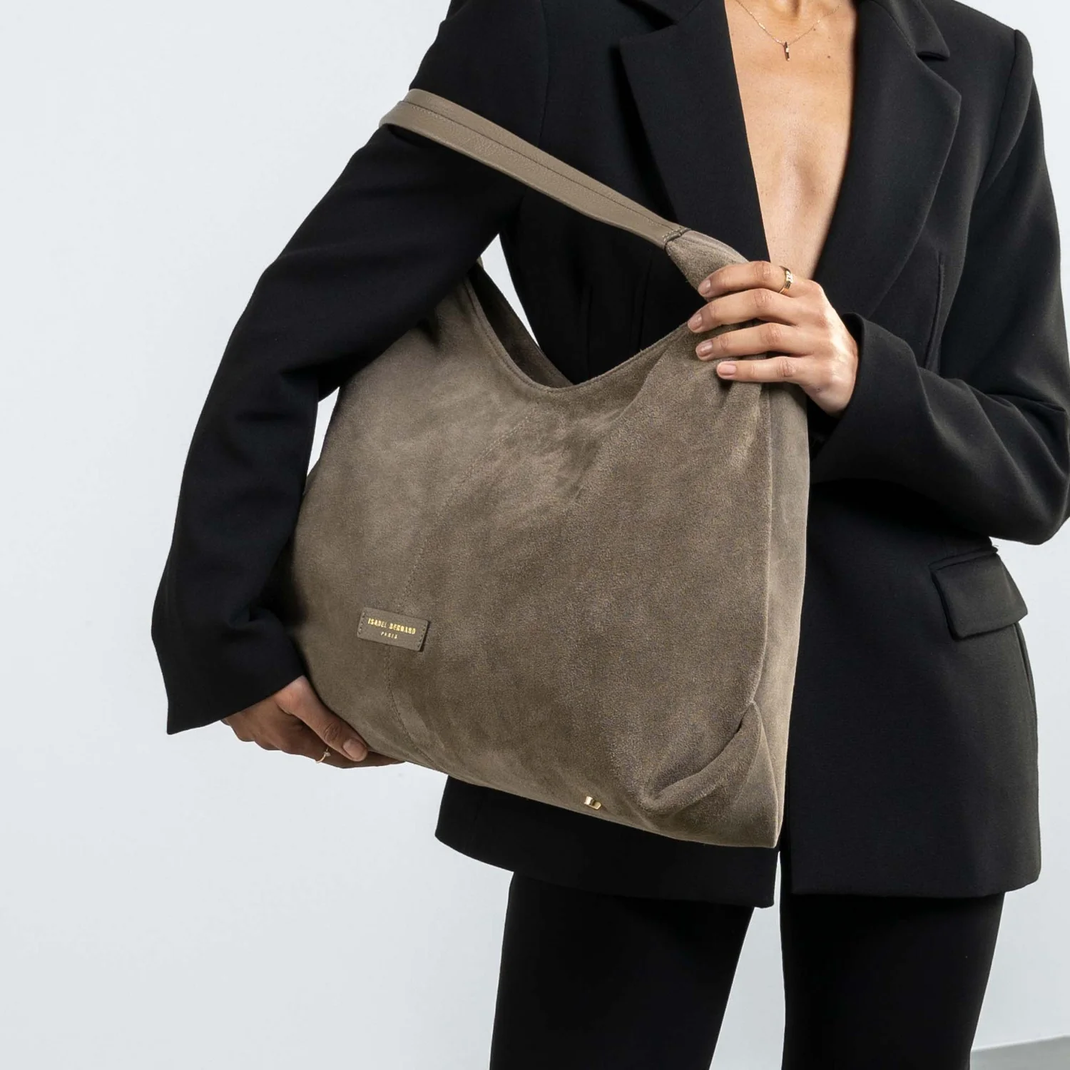 Isabel Bernard Honoré Grace taupe suede shoulder bag IB25093-178 - Image 2