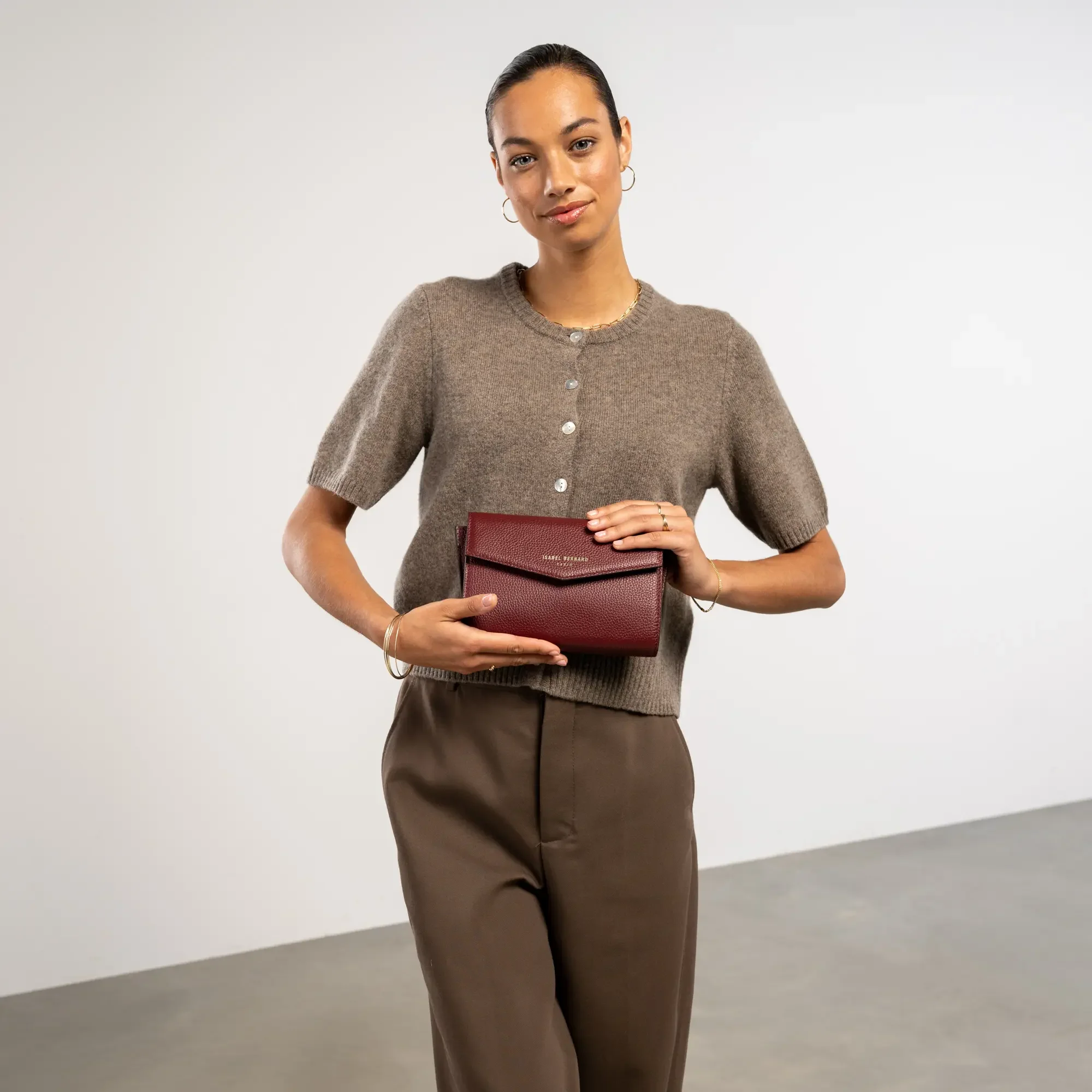 Isabel Bernard Honoré Lina Bordeaux Red Clutch With Detachable Shoulder Chain IB21135-052 - Image 5