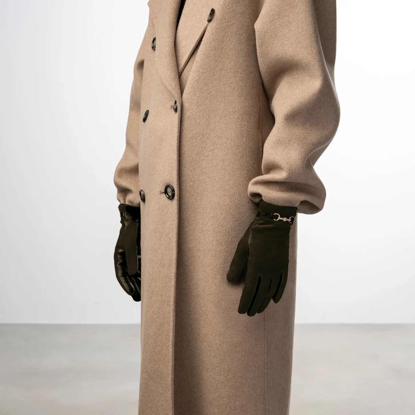 Isabel Bernard Honoré Marcelia dark brown goatskin suéde leather gloves IB67001-131-6.5 - Image 3
