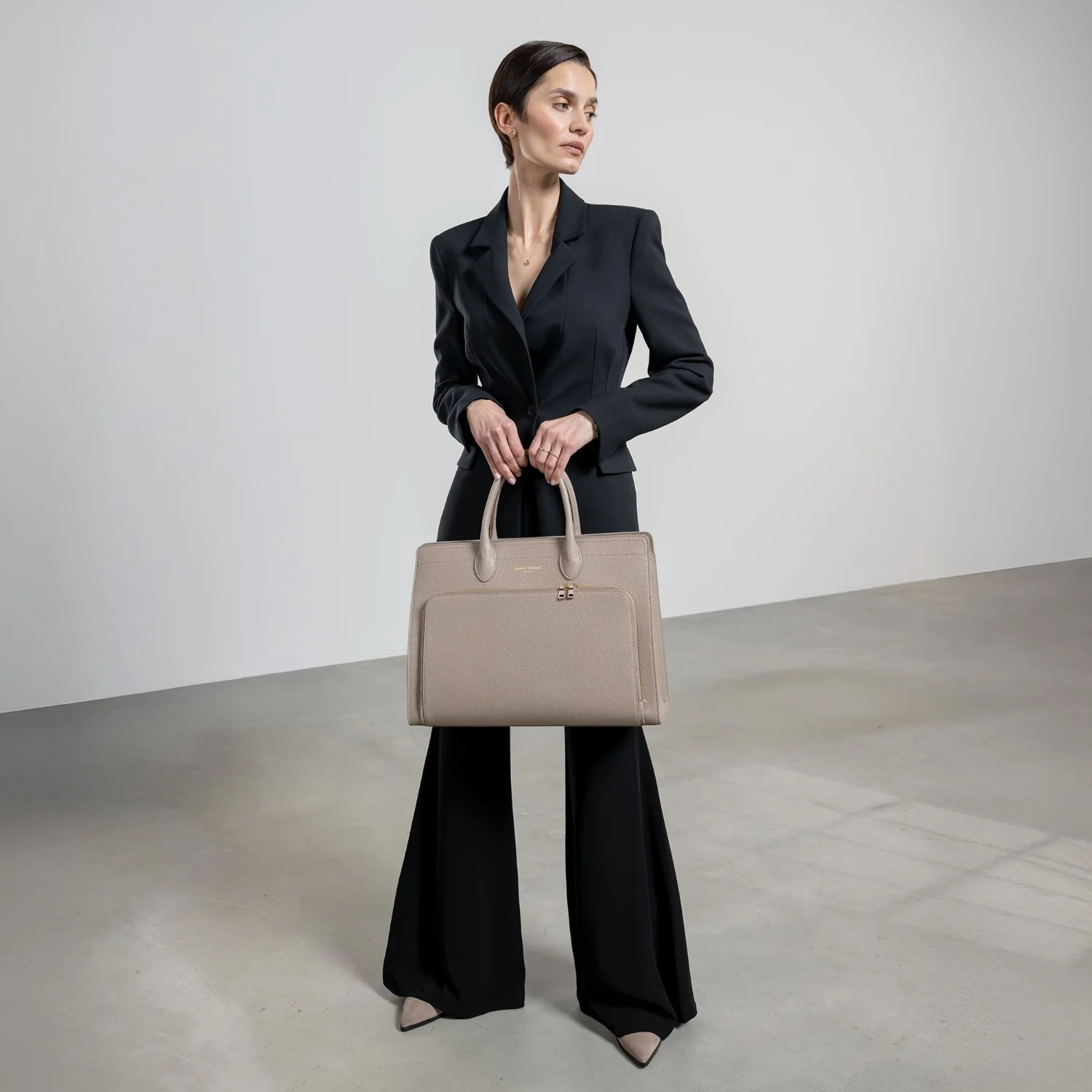 Isabel Bernard Honoré Nadine Taupe Leather Handbag made of Calfskin IB25038 - Image 3